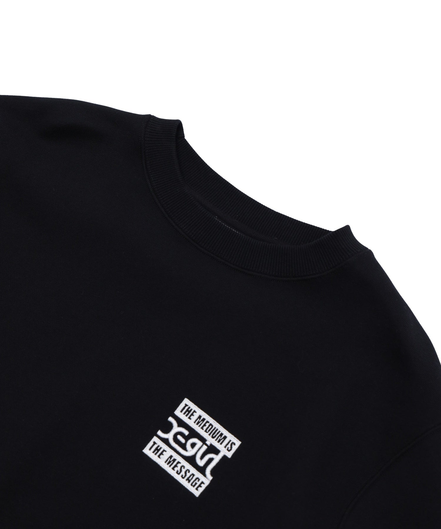 BOX AND MILLS LOGO PATCH SWEATSHIRT
