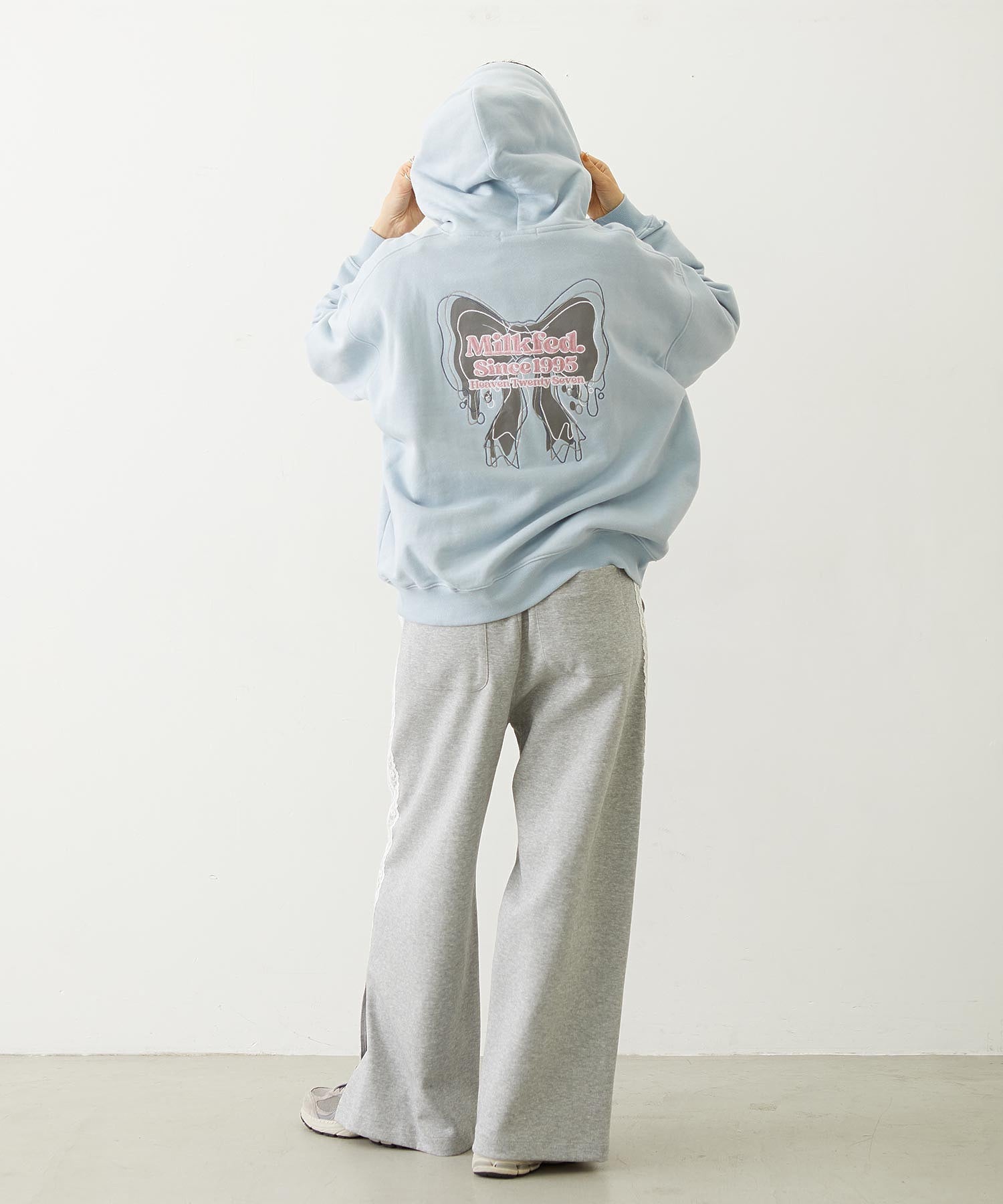 RIBBON EMBROIDERY SWEAT HOODIE