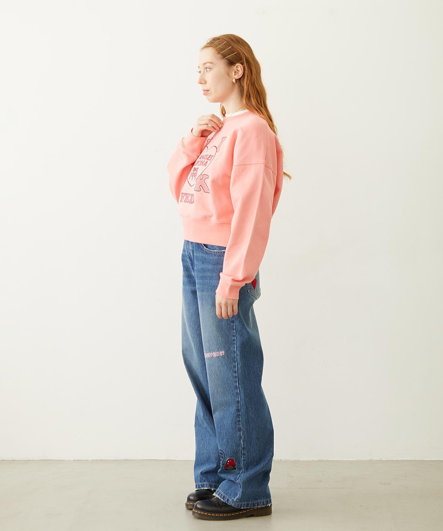 STITCHED HEART LOGO SHORT CREW SWEAT