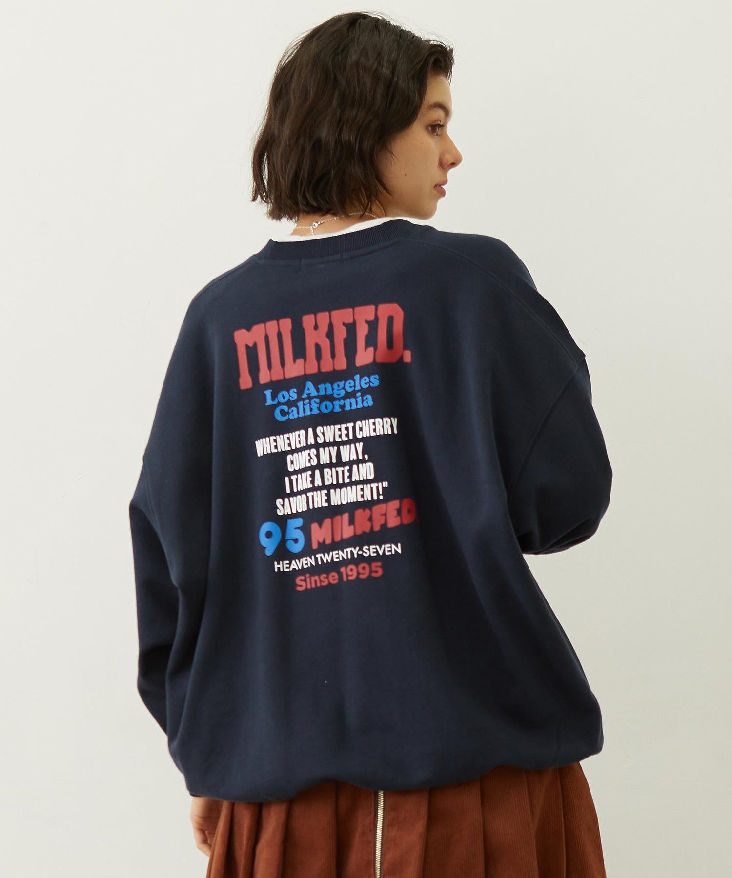 CIRCLE LOGO SWEAT TOP