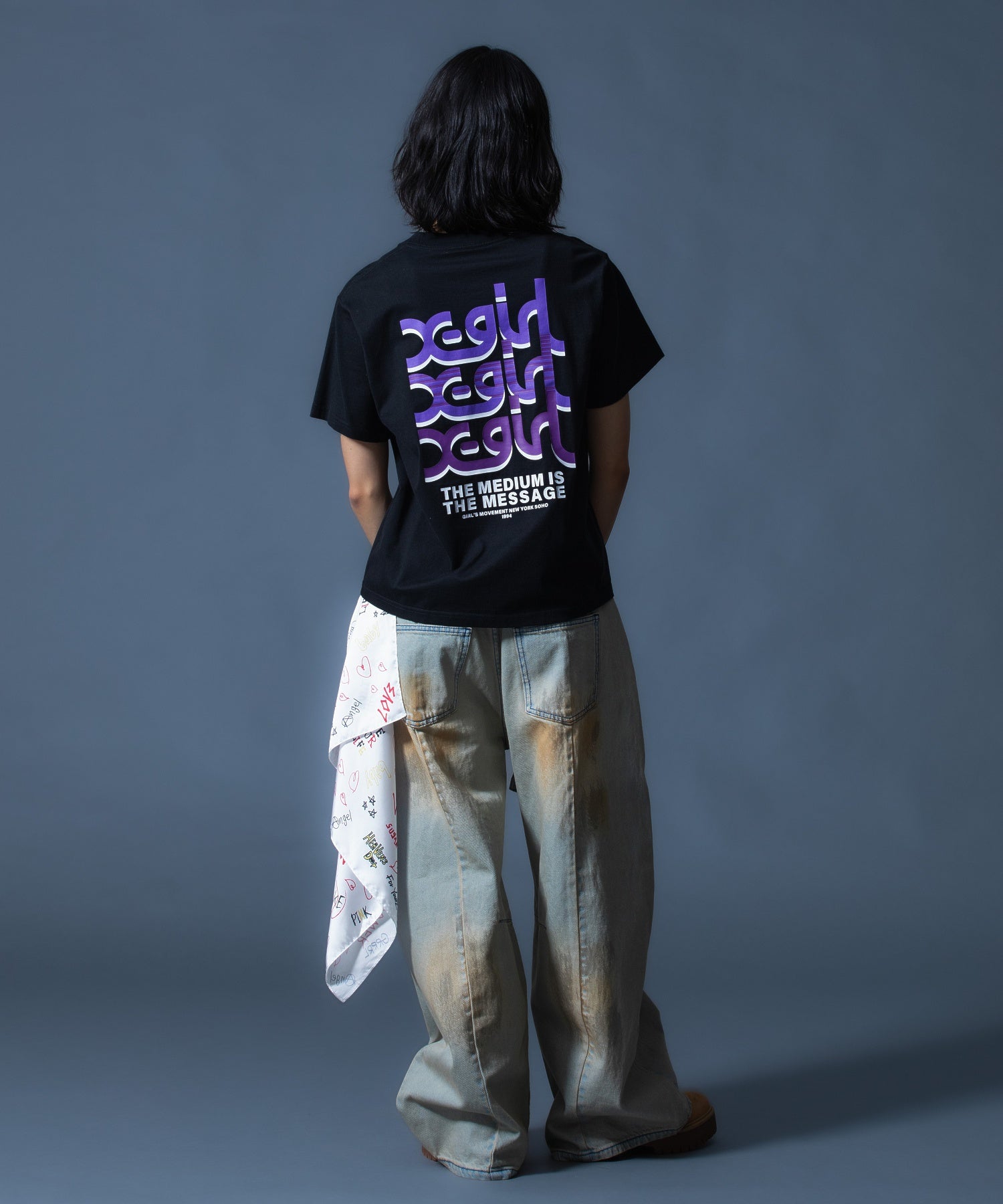 FADED FACE LABEL WIDE BAGGY DENIM PANTS