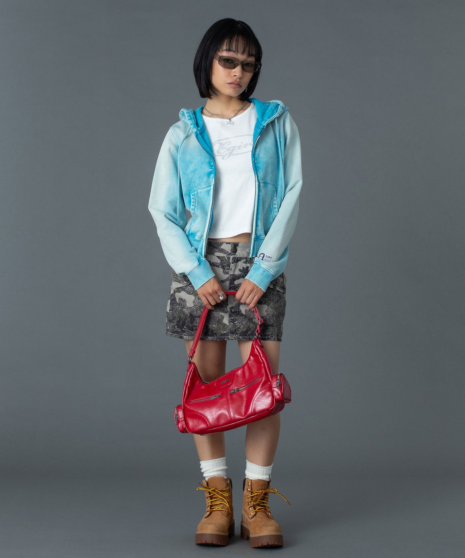 RHINESTONE OVAL CURSIVE LOGO S/S BABY TEE