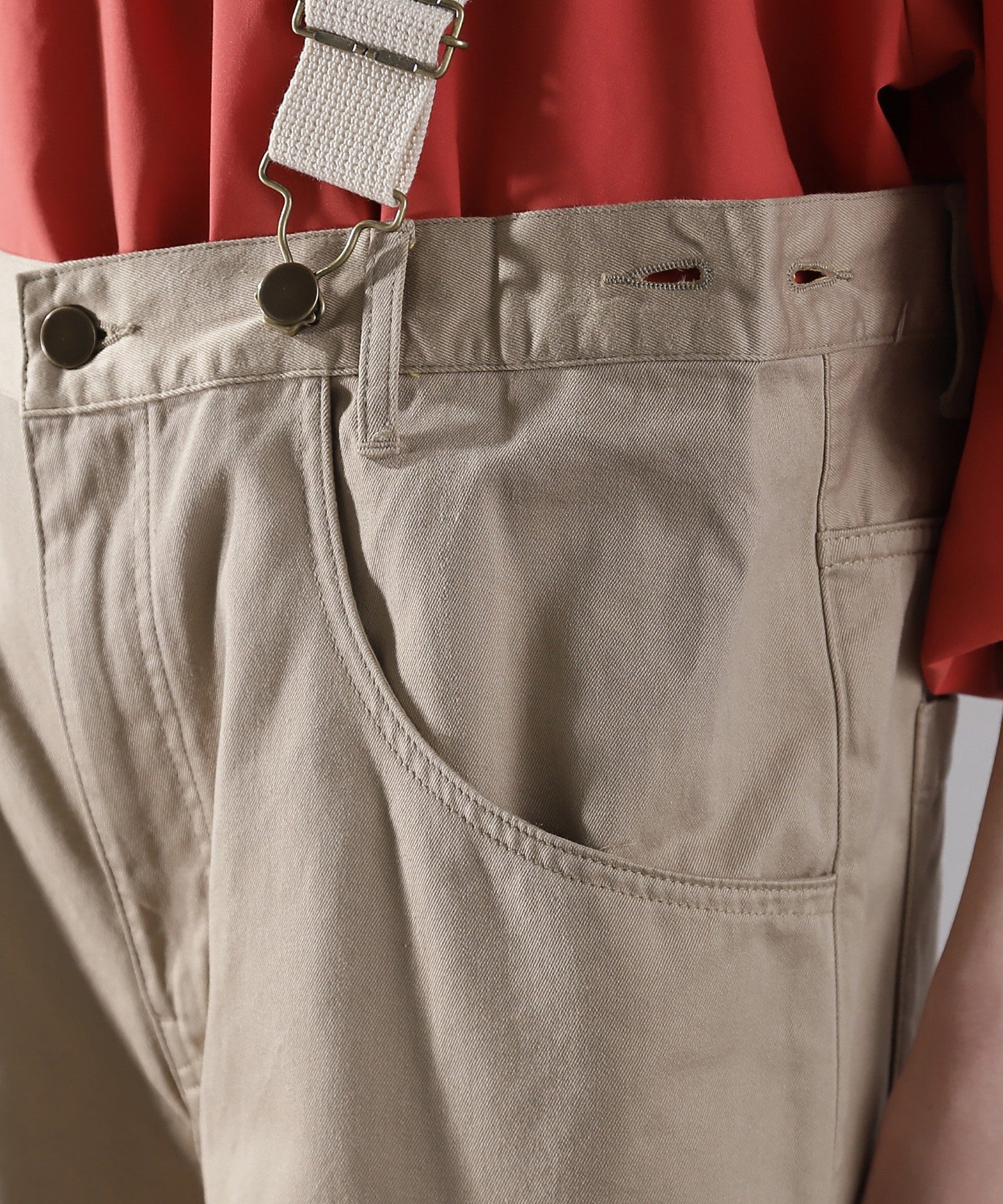 サスペンダータックワイドパンツ