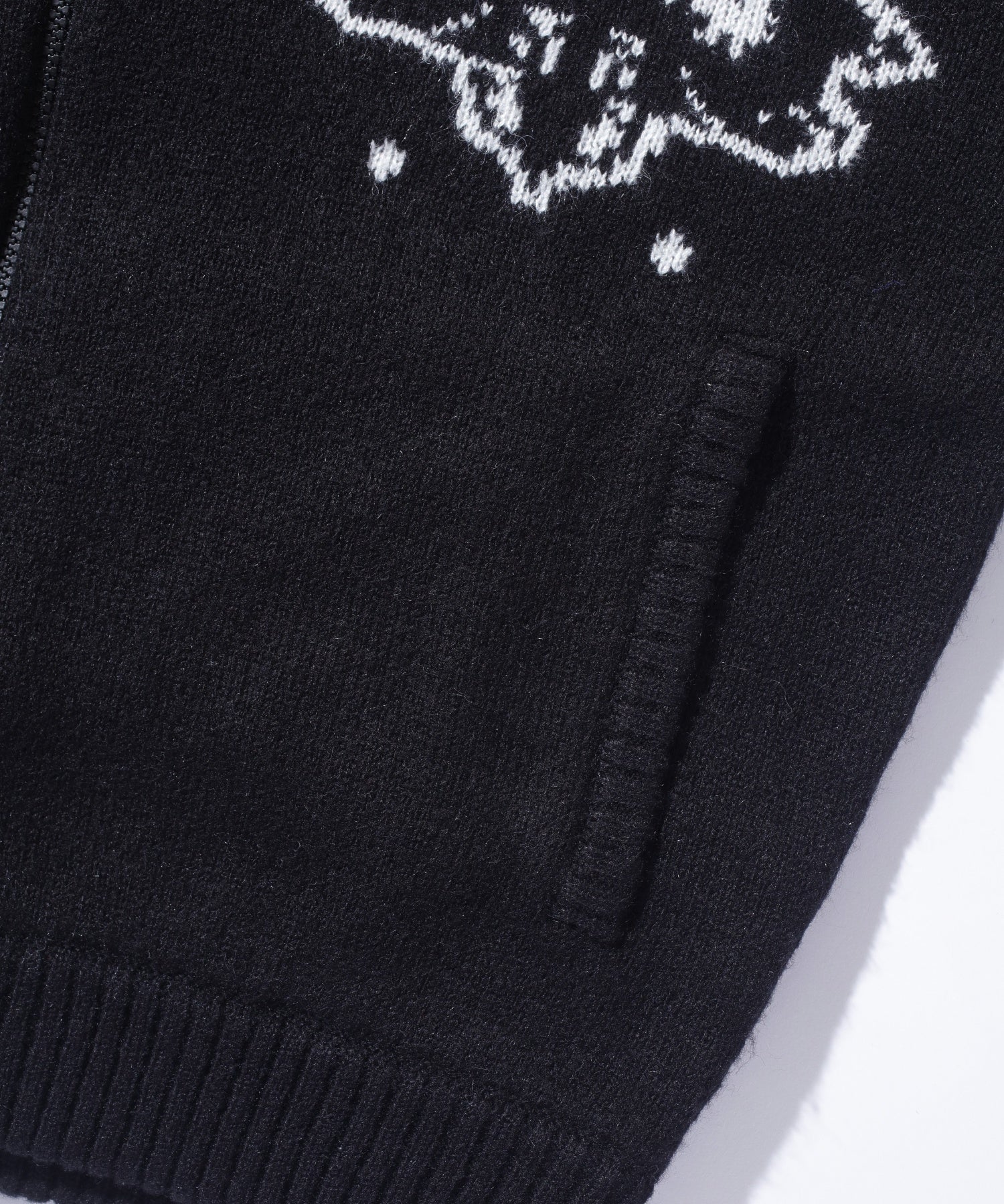 JACQUARD FUZZY ZIP UP HOODED SWEATER