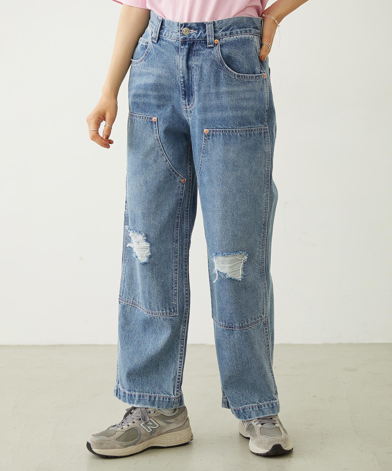 DOUBLE KNEE DISTRESSED DENIM PANTS