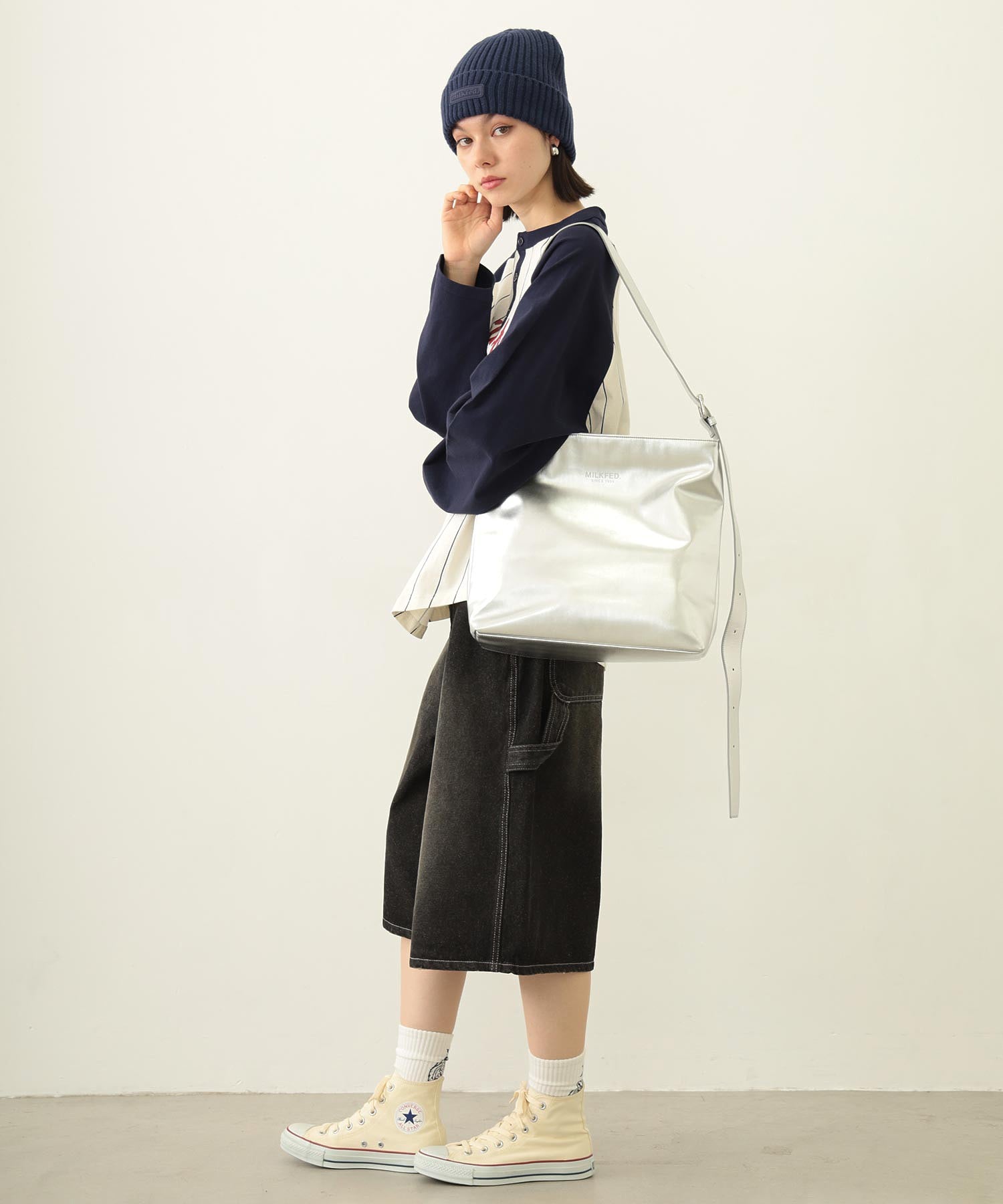 SOLID SHOULDER BAG