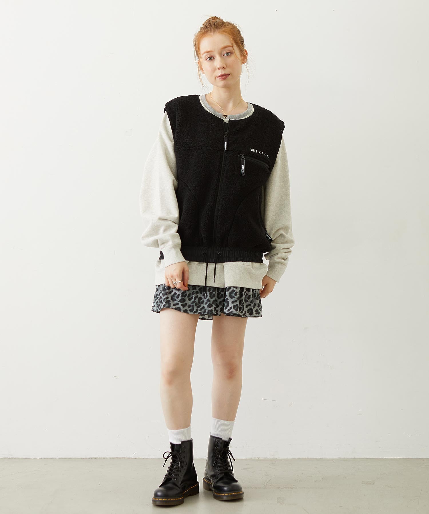 BAR LOGO BOA VEST