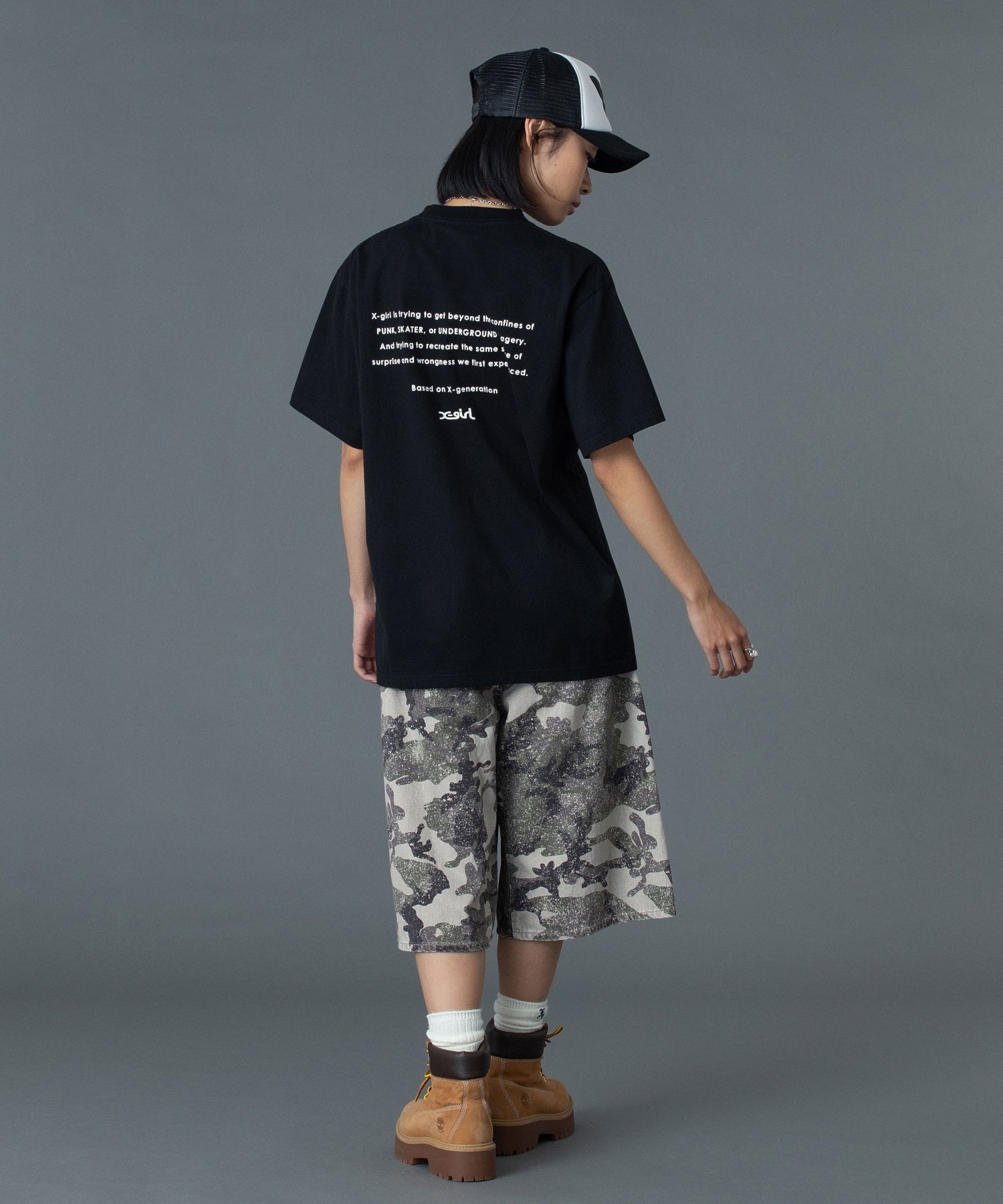 FACE AND WORDS POCKET S/S TEE