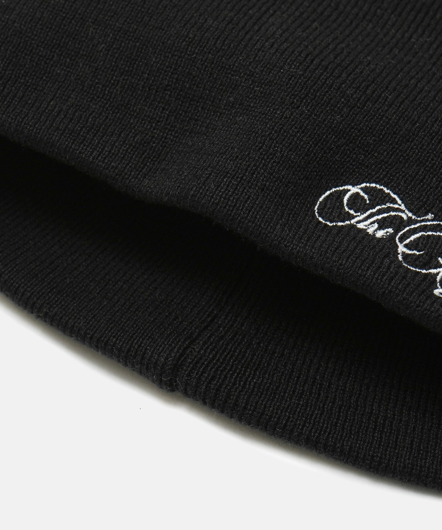 PENCIL SCRIPT LOGO EMBROIDERED BEANIE