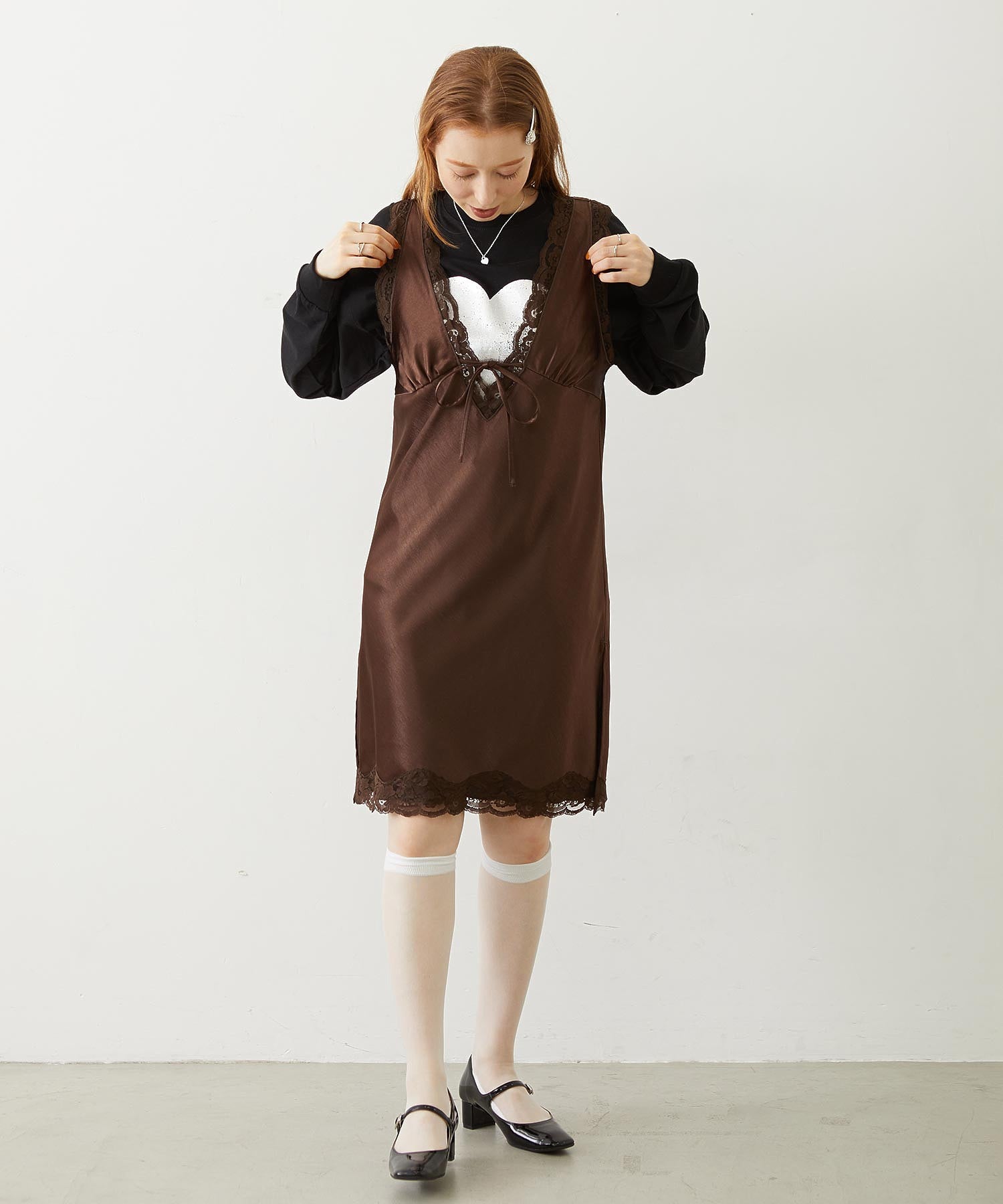 V-NECK LACE DRESS