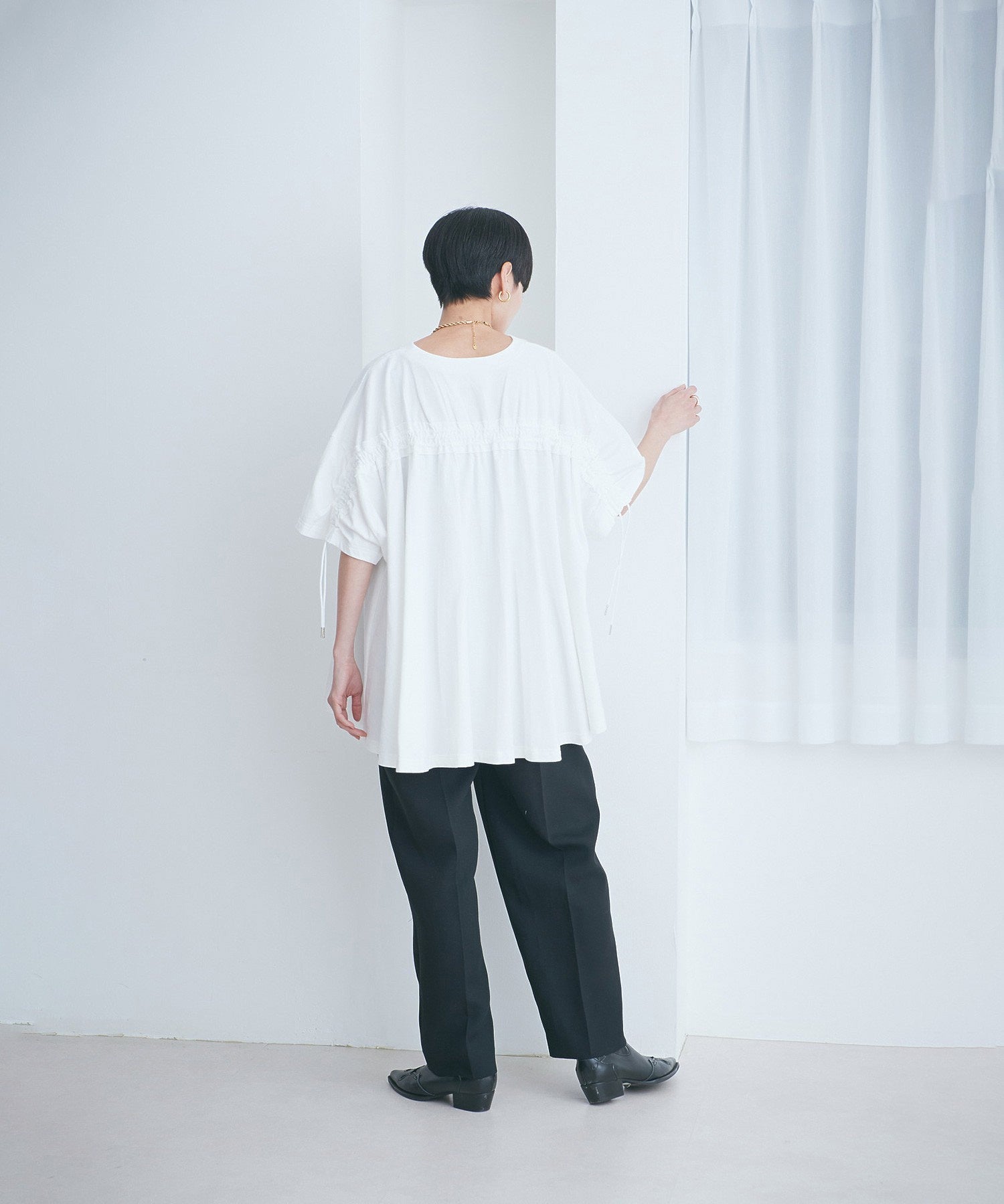 バックギャザープルオーバー