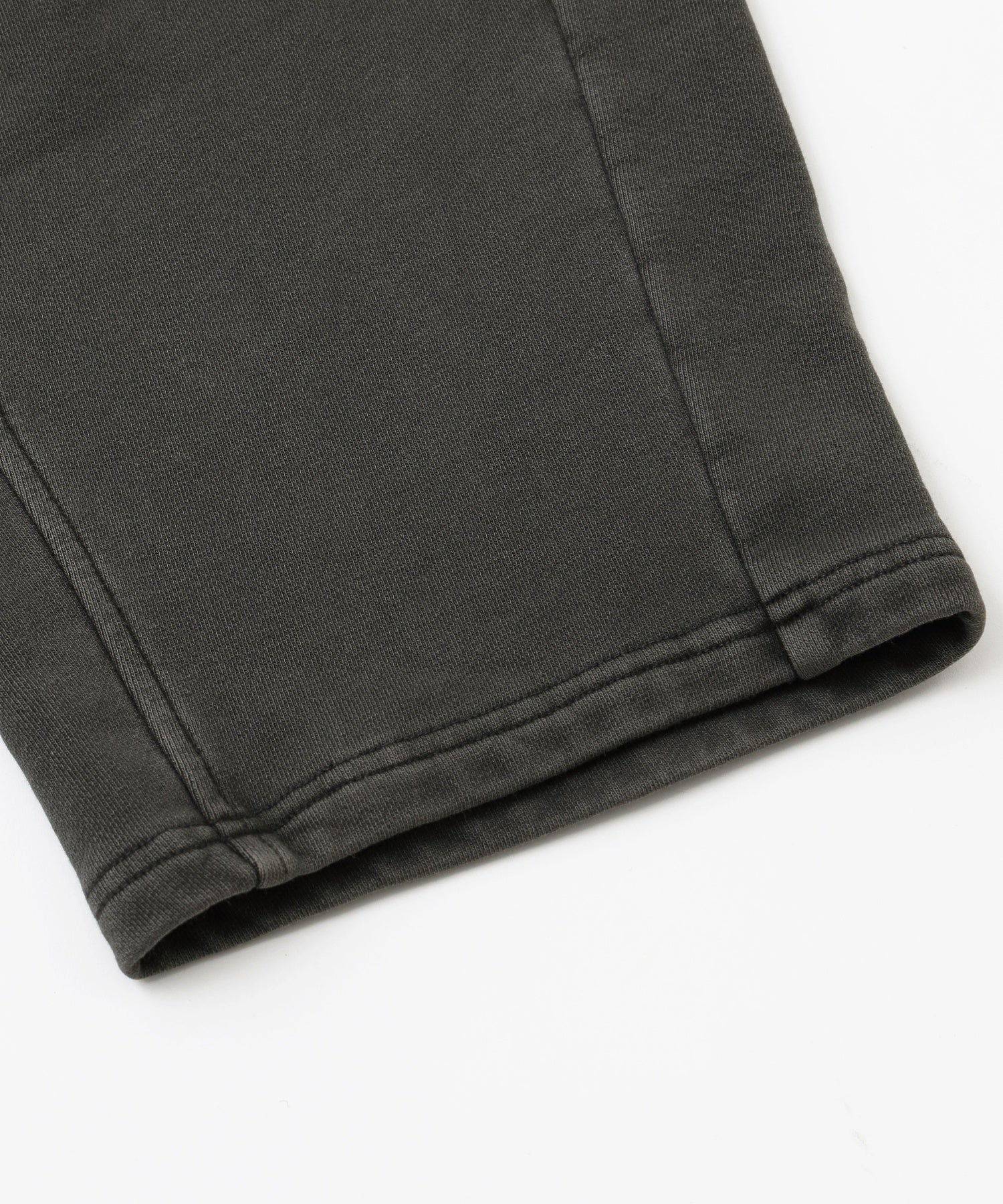 PIGMENT DYED FACE AND LOGO SQUARE PATCH SWEATPANTS