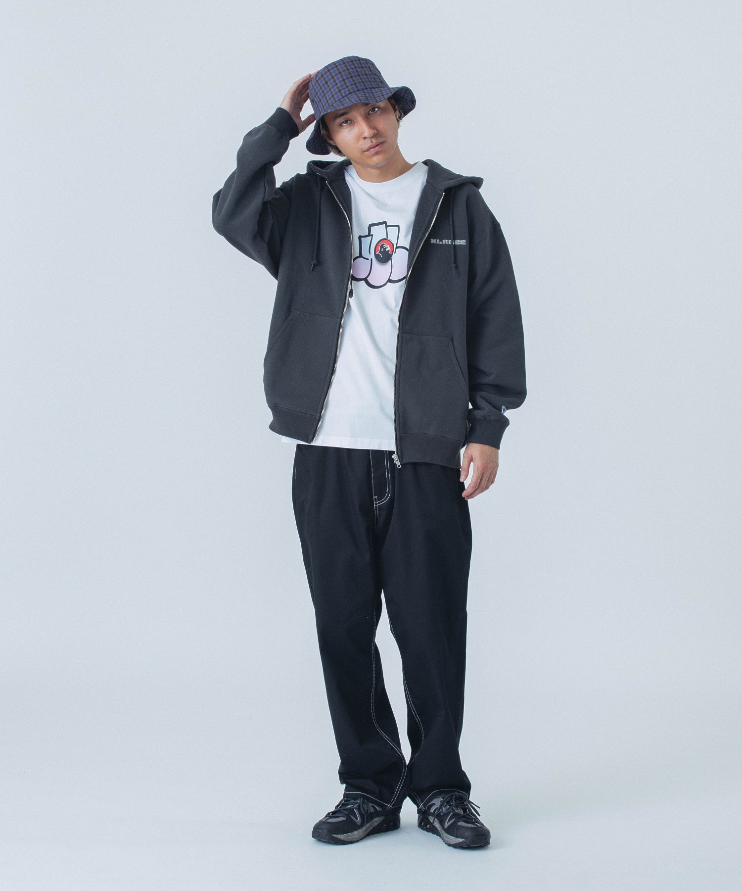 XLARGE×RUSSELL ATHLETIC ZIP UP HOODED SWEATSHIRT