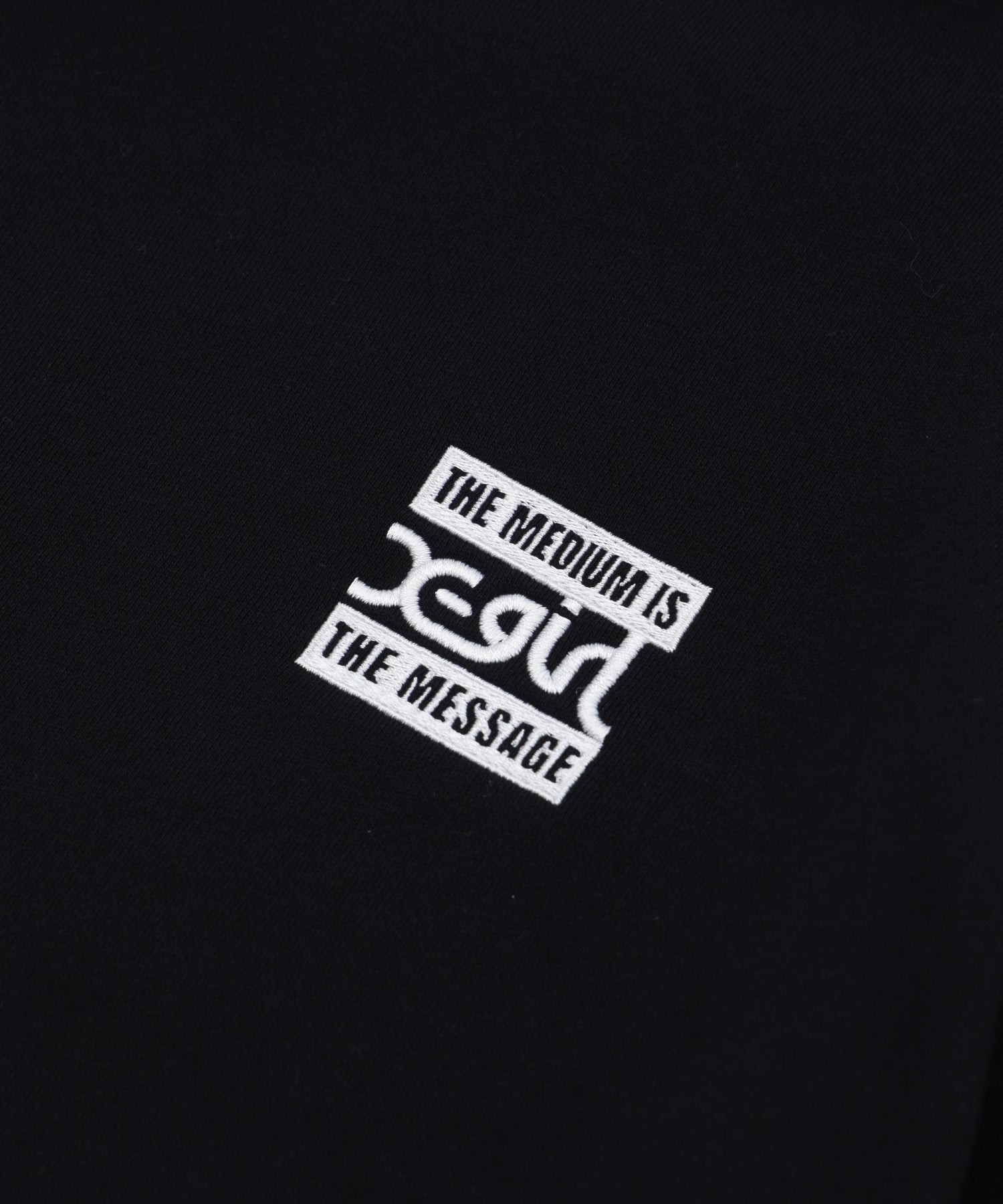 BOX AND MILLS LOGO PATCH SWEATSHIRT