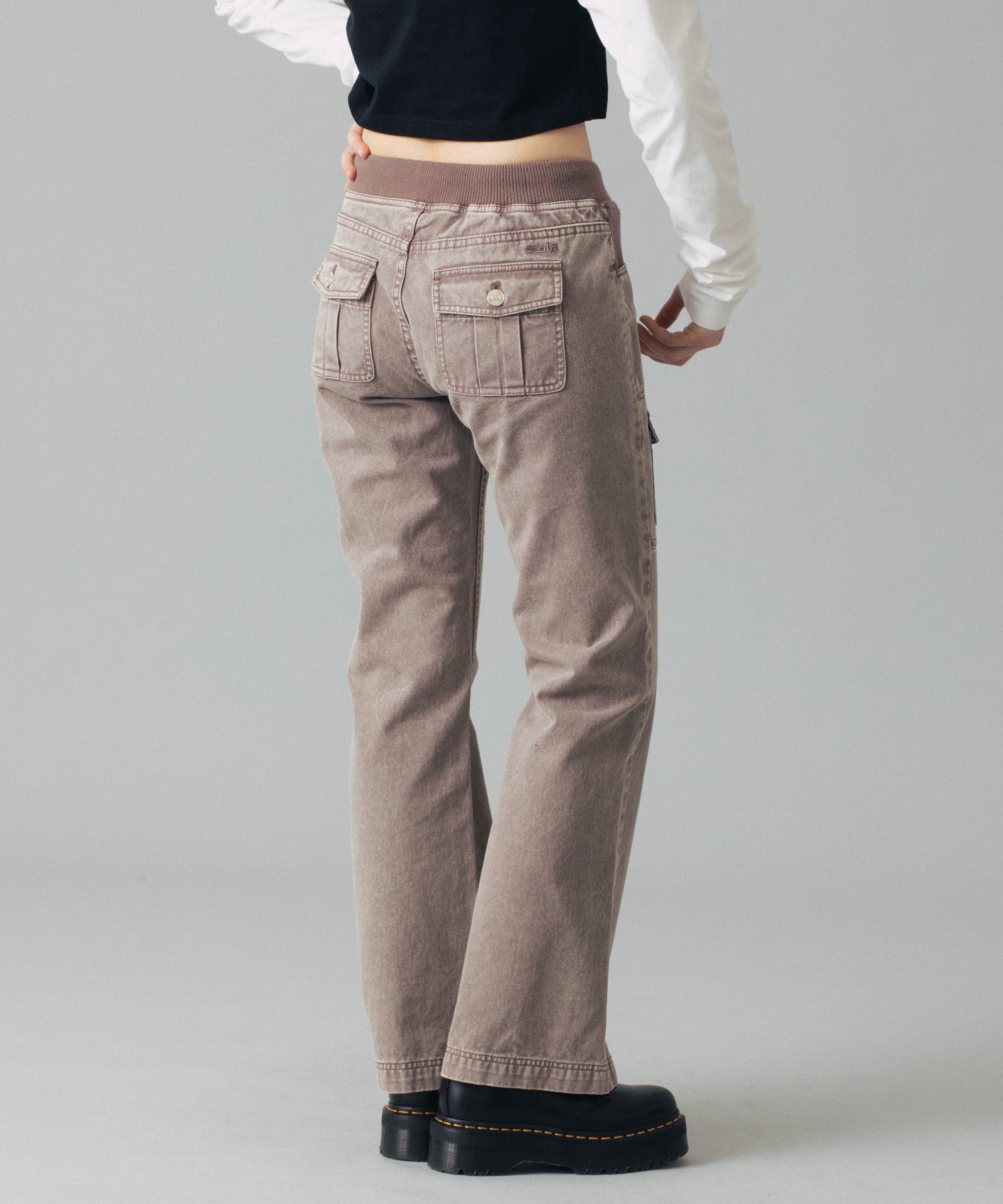 LOW RISE FLARE EASY PANTS