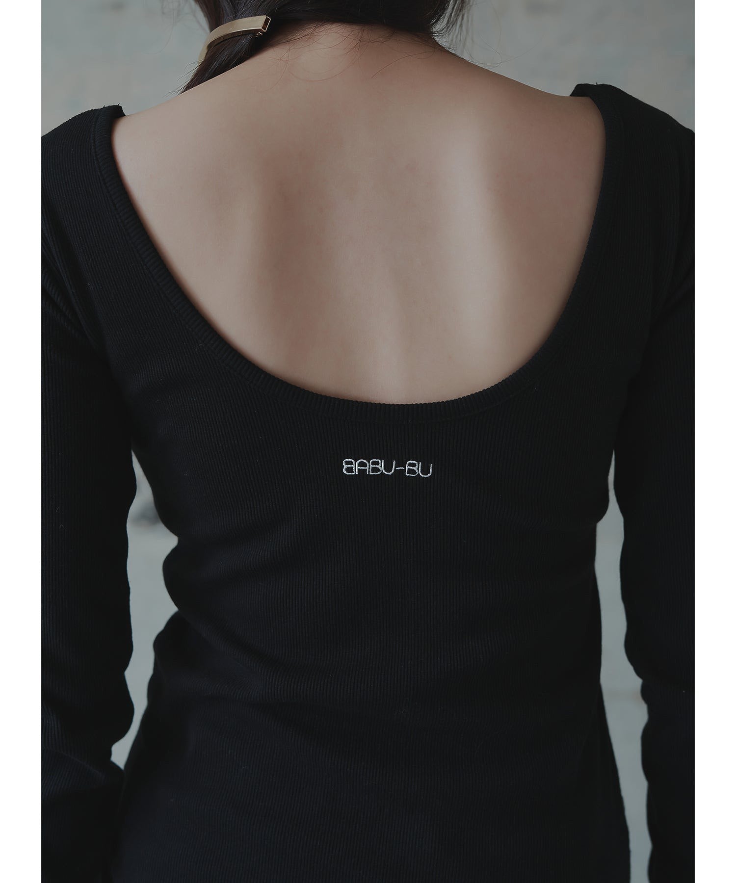 BRA TOP BACK OPEN LS TEE BABU-BU