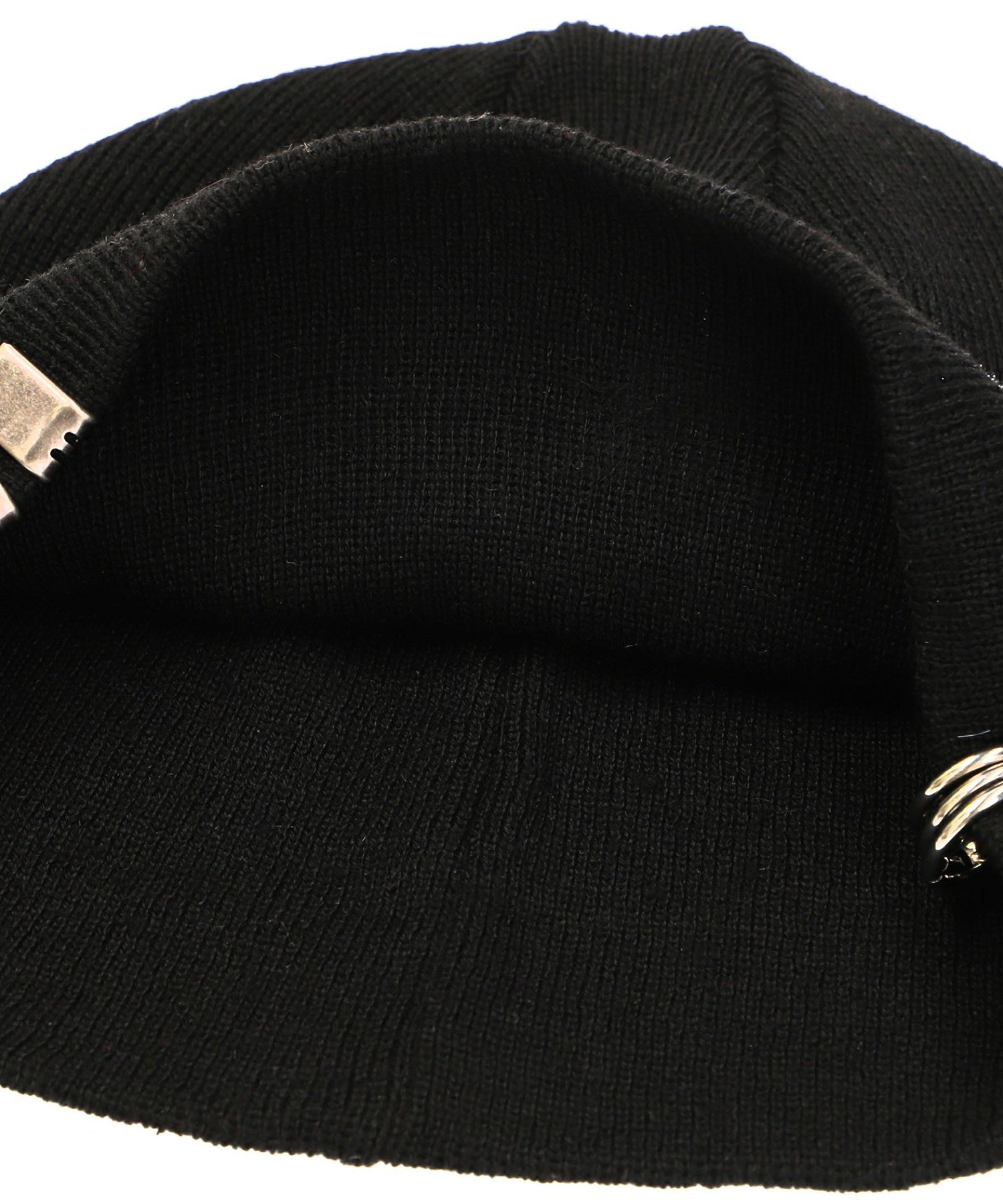 CHARM ACCENT PRINTED BEANIE