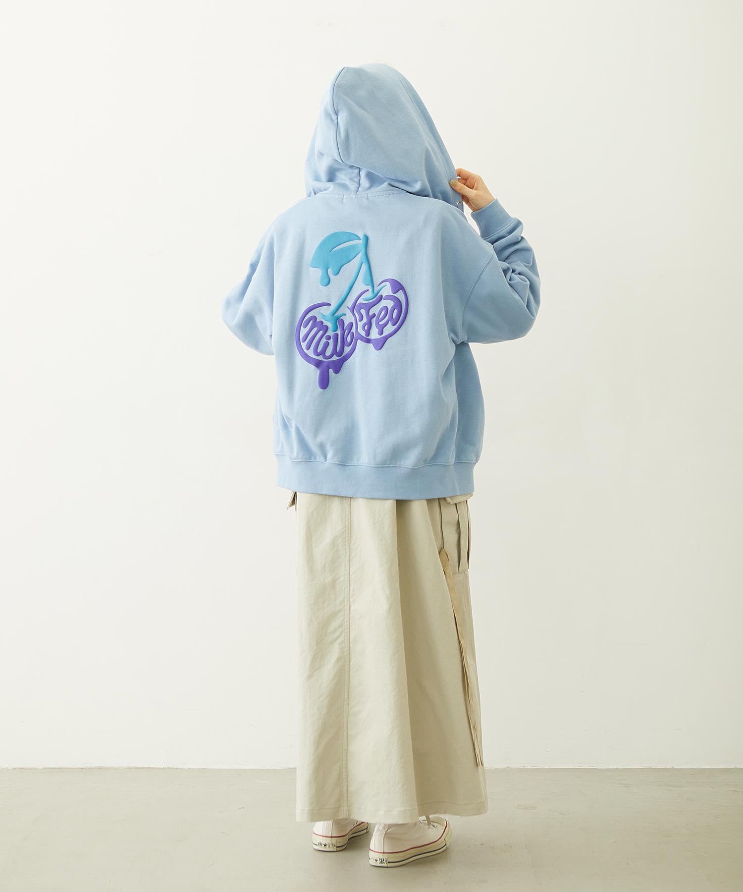 MELTY CHERRY WIDE ZIP UP HOODIE