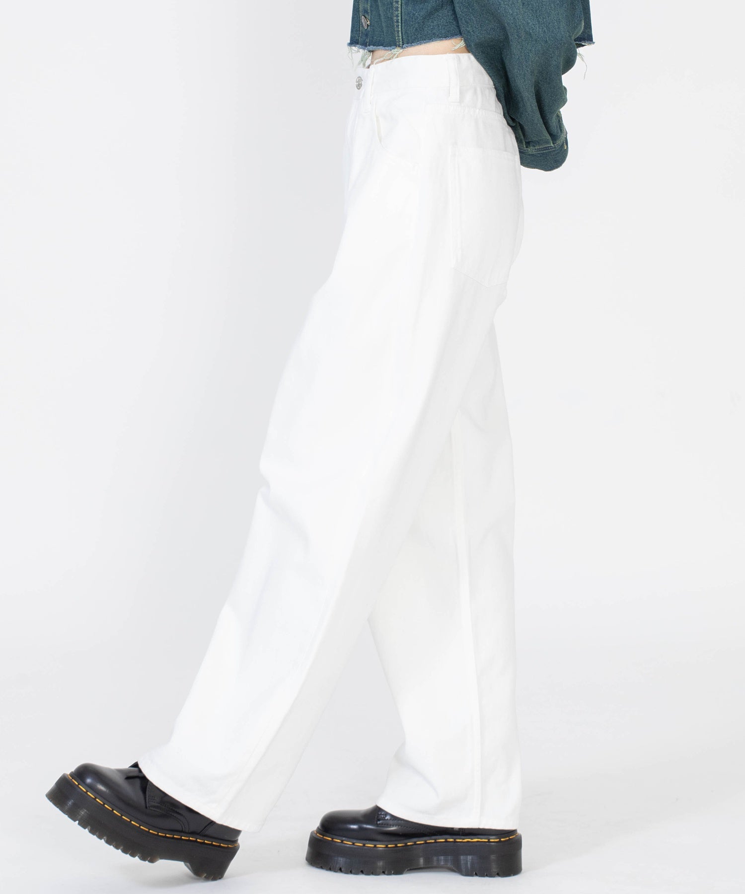 model：H163 着用サイズ：M