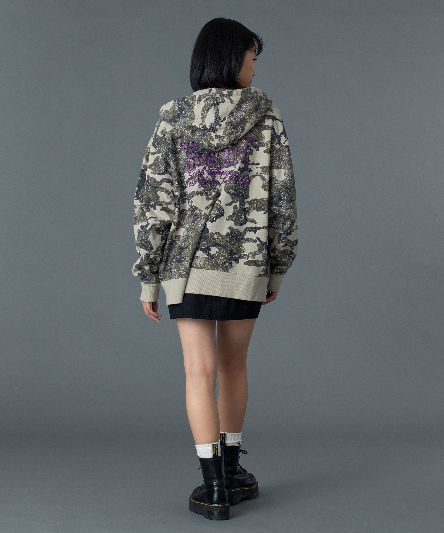 EMBROIDERED LOGO ZIP UP SWEAT HOODIE