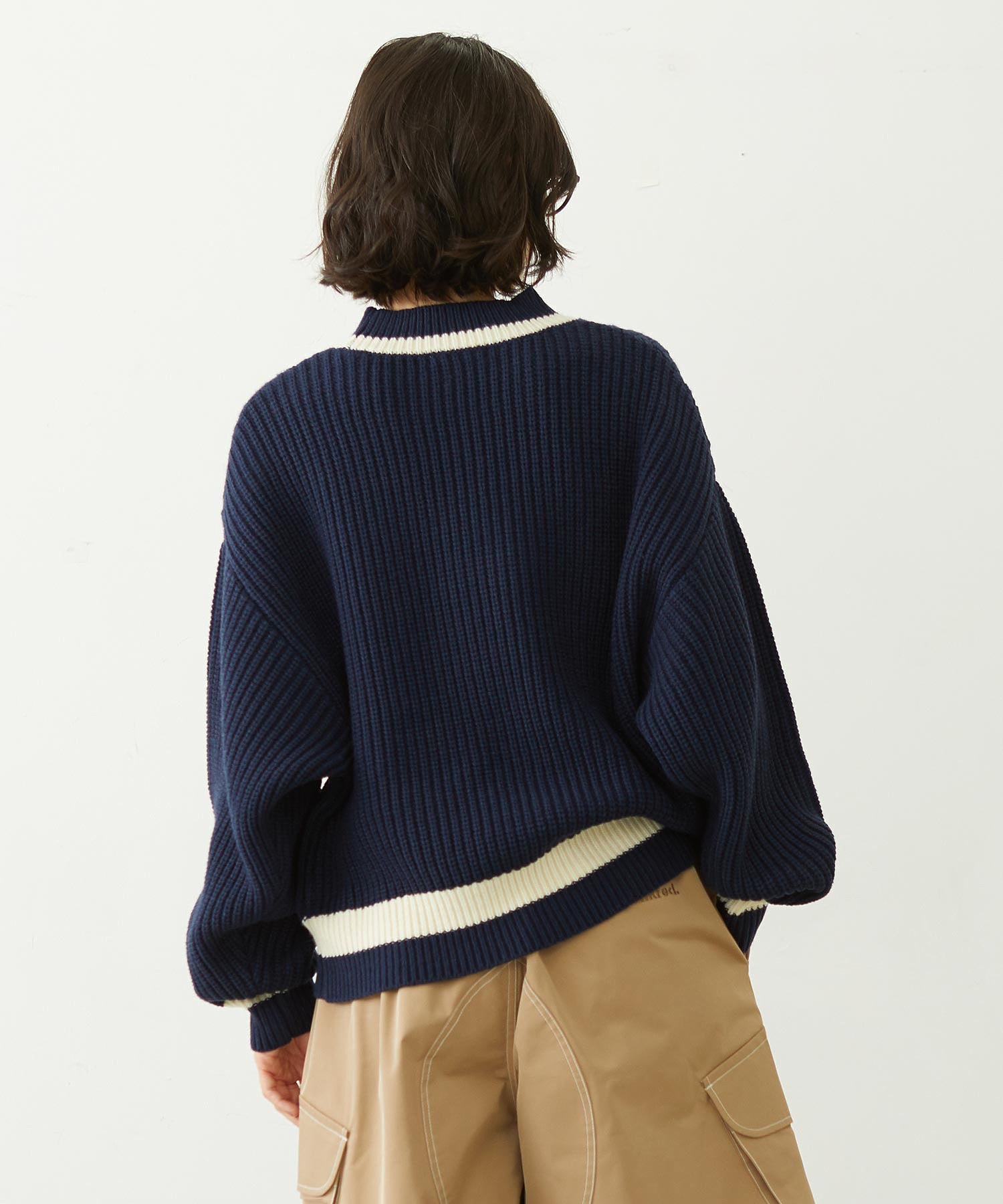 CRICKET KNIT PATCH TOP