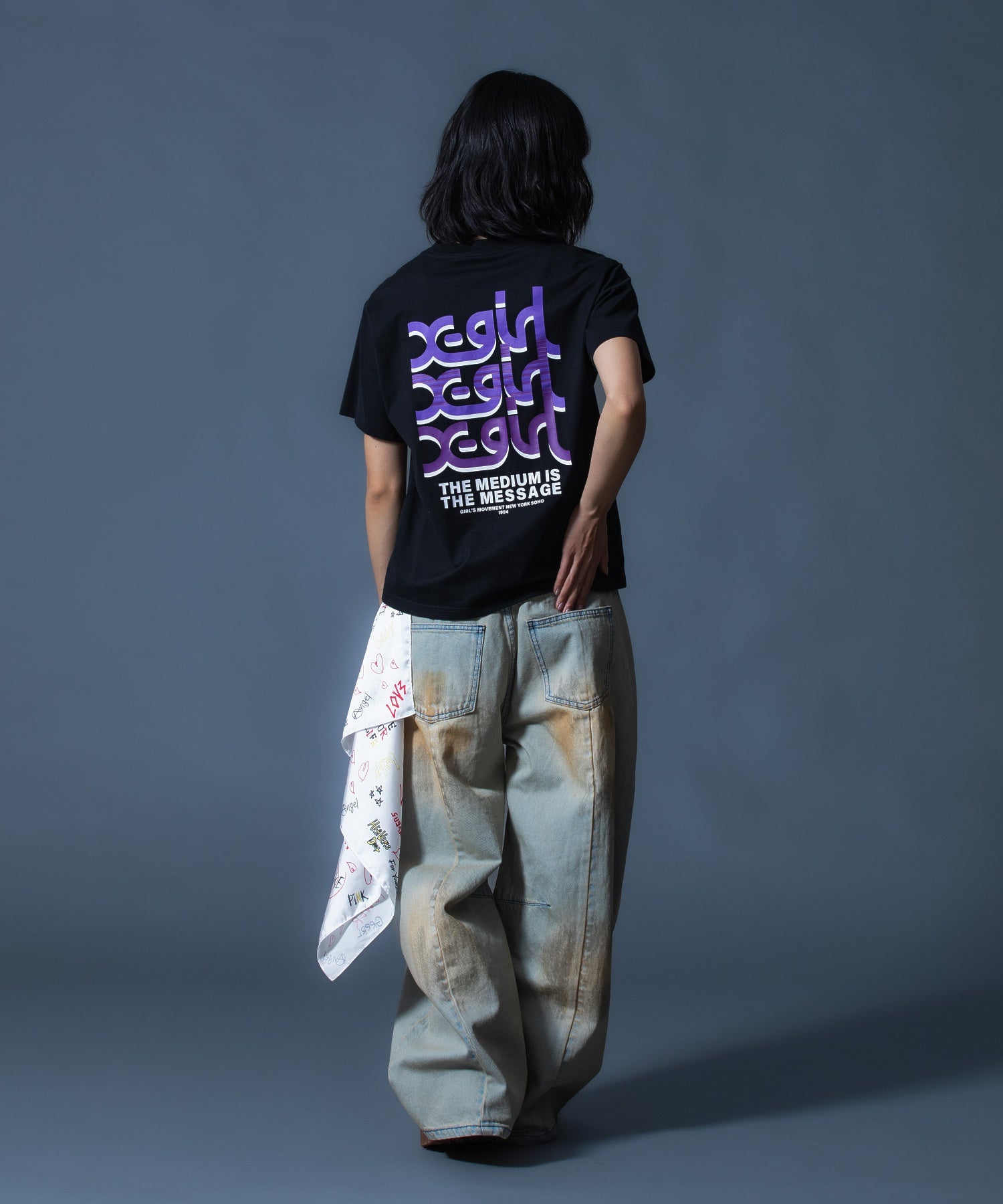 FADED FACE LABEL WIDE BAGGY DENIM PANTS