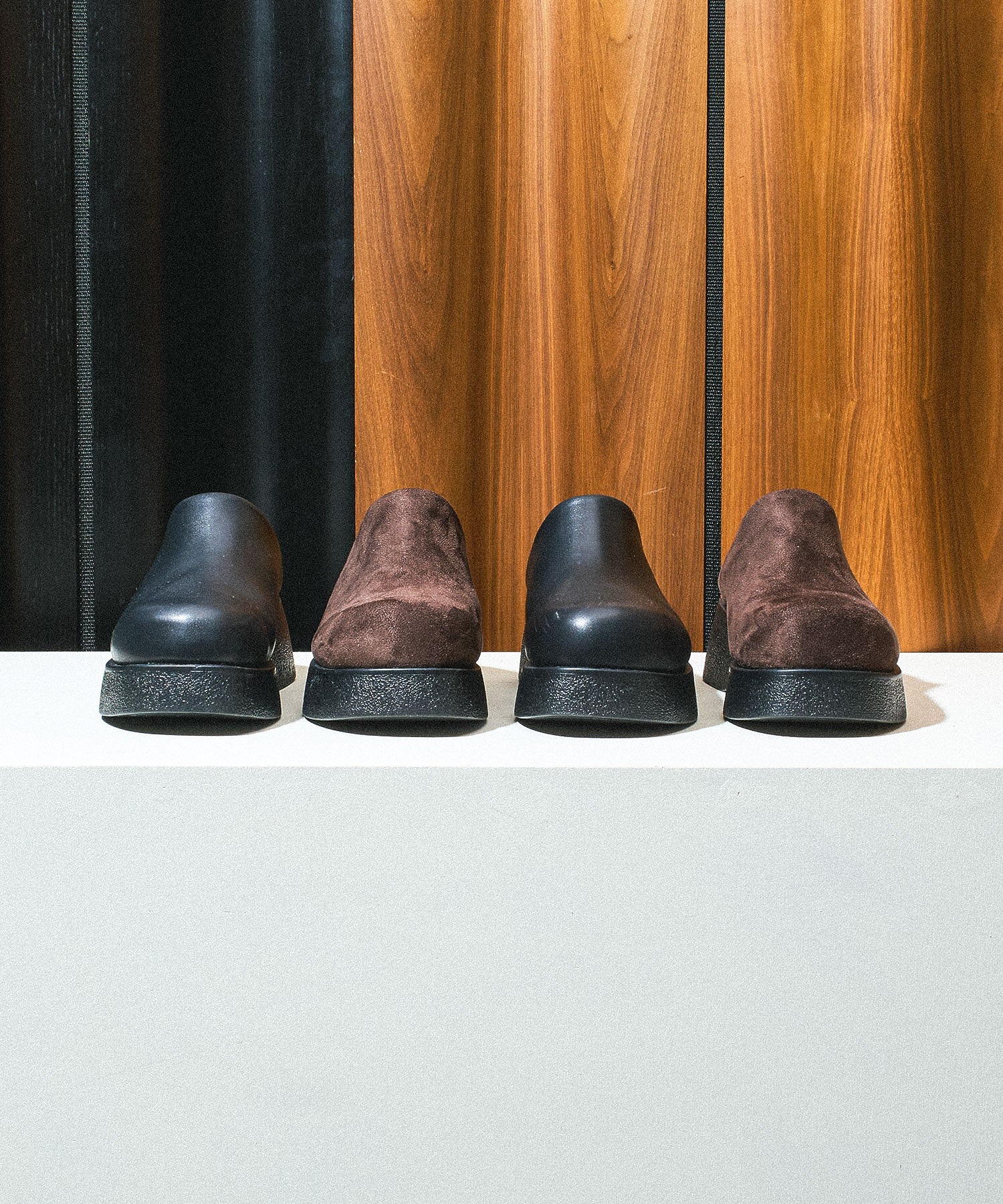 CLOG SHOES