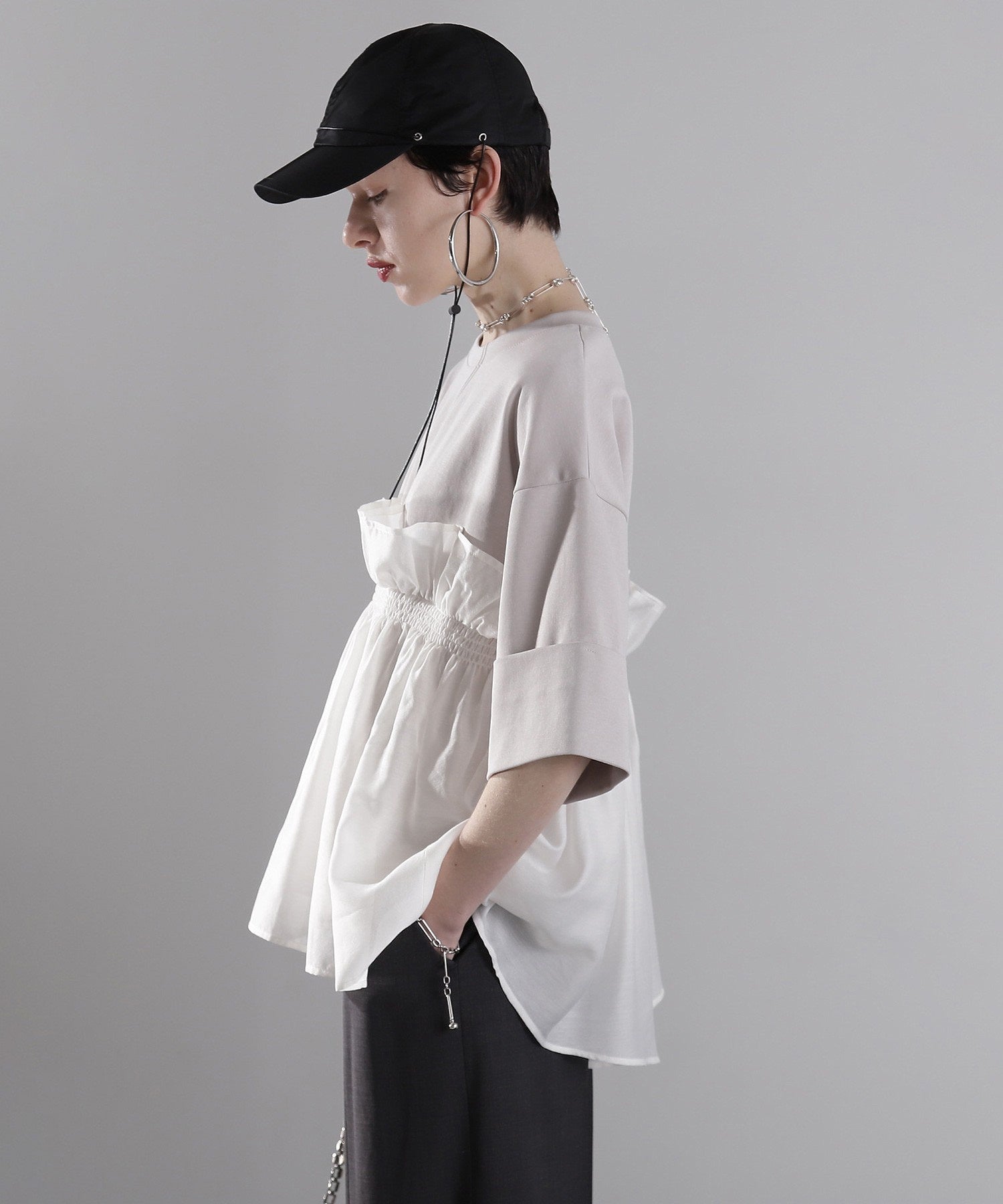 ドッキングフリルカットソー