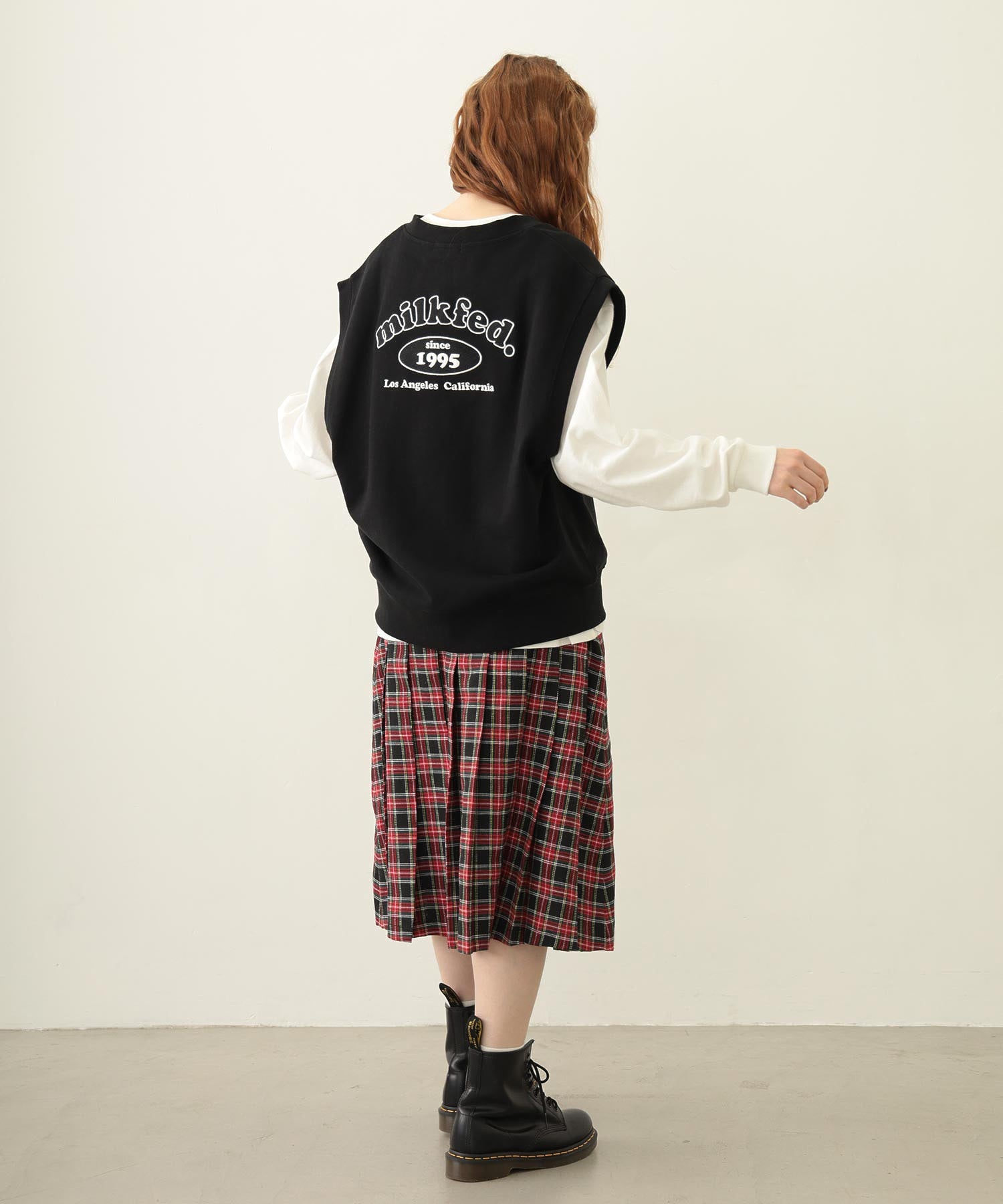 V-NECK SWEAT VEST