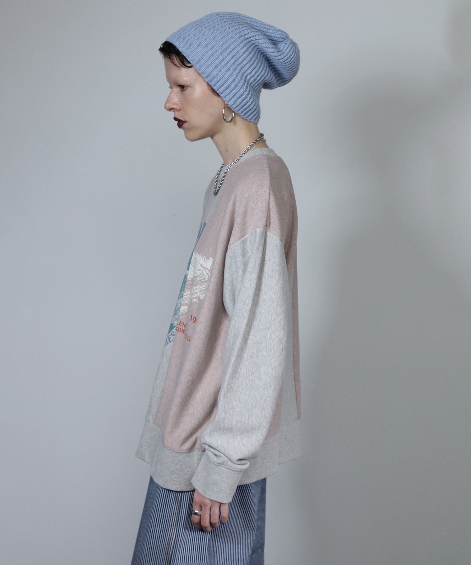 ヴィンテージロゴリメイクライクトップス