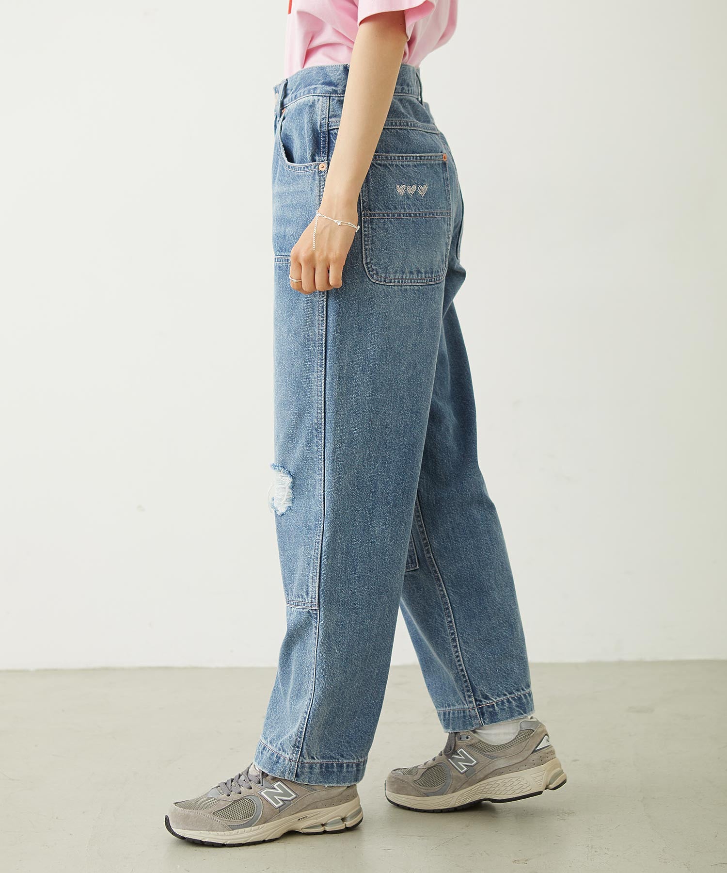 DOUBLE KNEE DISTRESSED DENIM PANTS