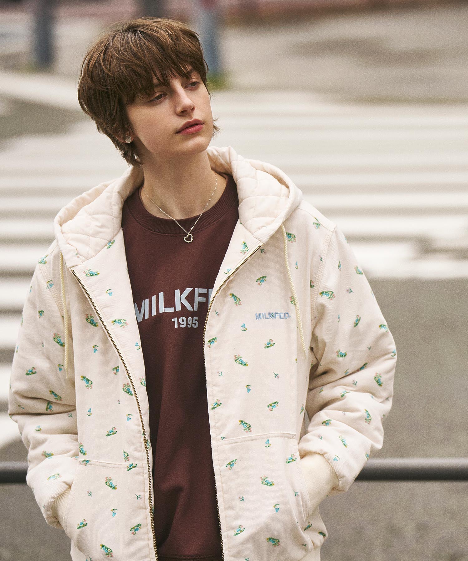 STENCIL LOGO WIDE CREW SWEAT TOP