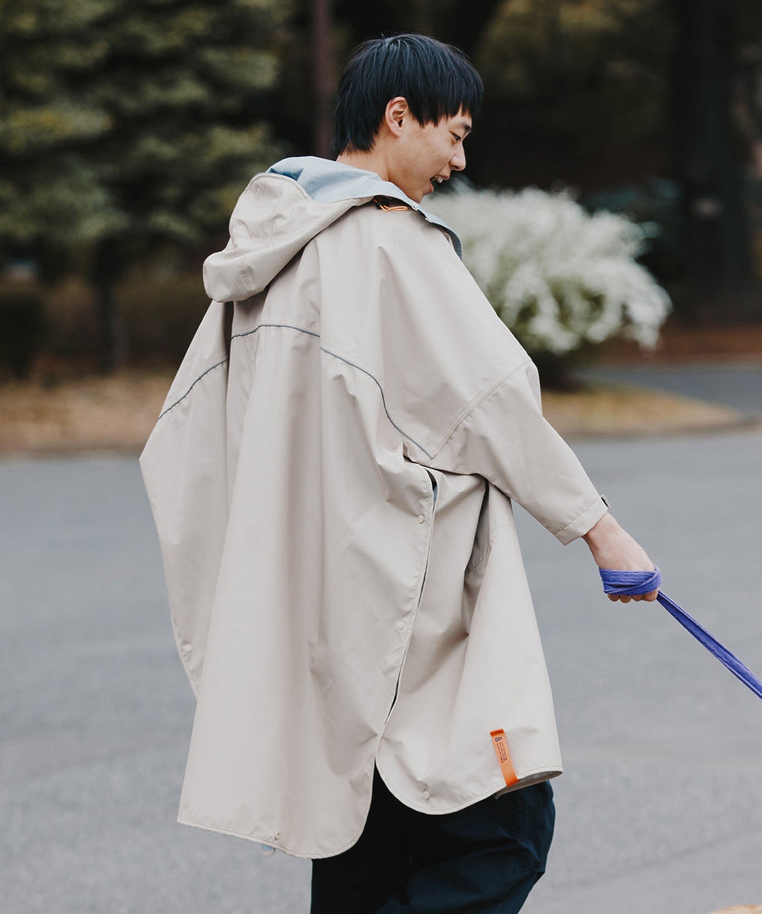 【KiU】WINDGUARD SHELL PONCHO