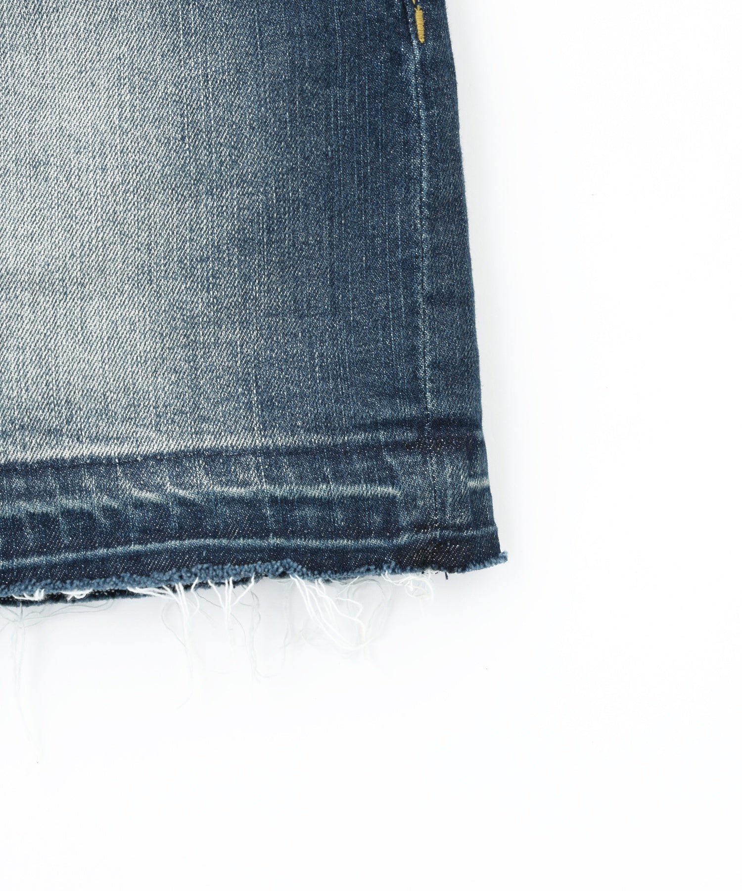 BUTTERFLY POCKET DENIM MINI SKIRT