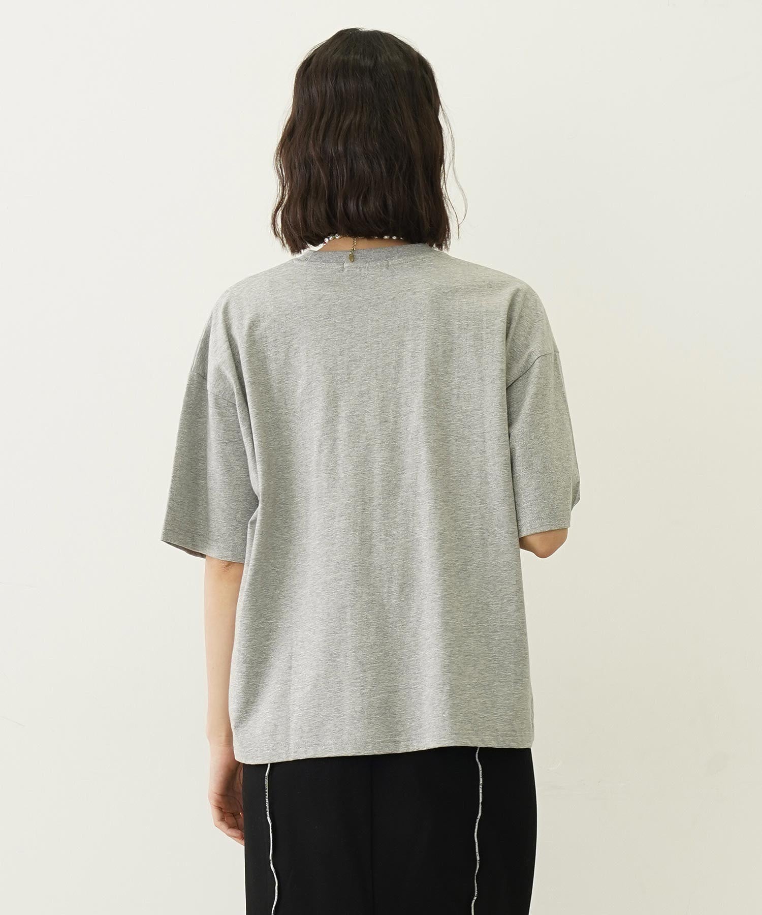 EMBROIDERY BAR WIDE S/S TEE