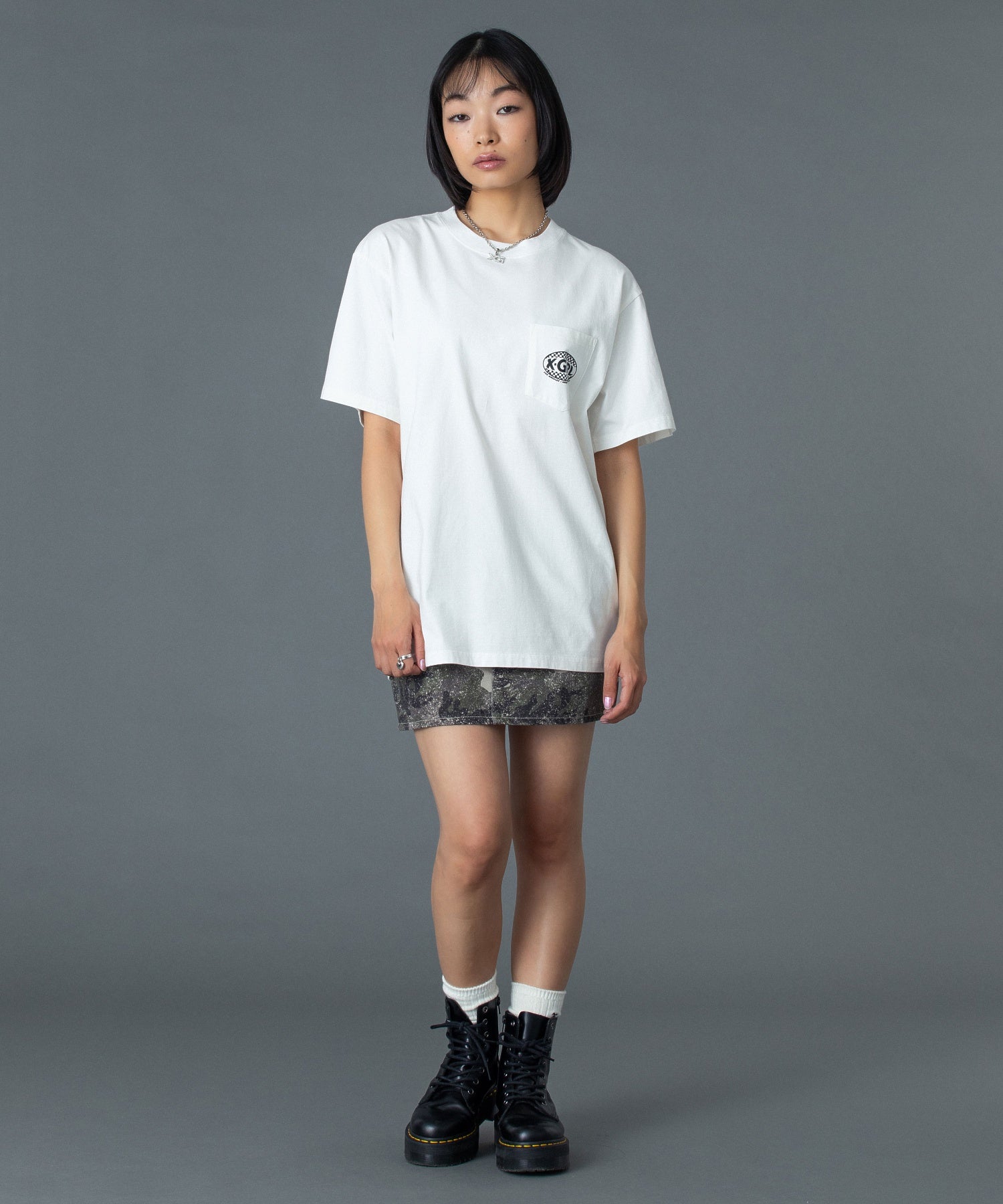 CHECKER OVAL LOGO POCKET S/S TEE