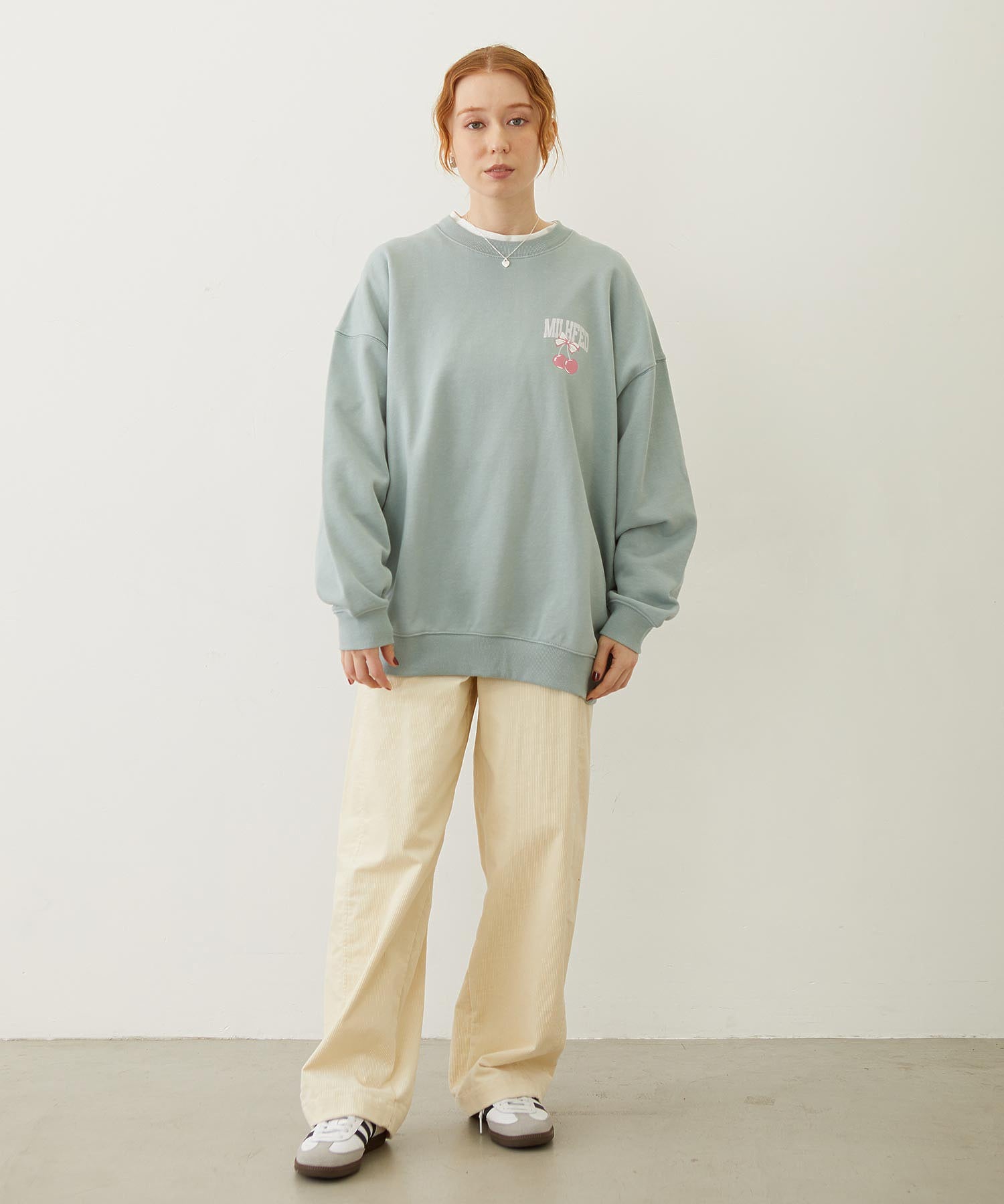 RIBBON AND CHERRY SWEAT TOP