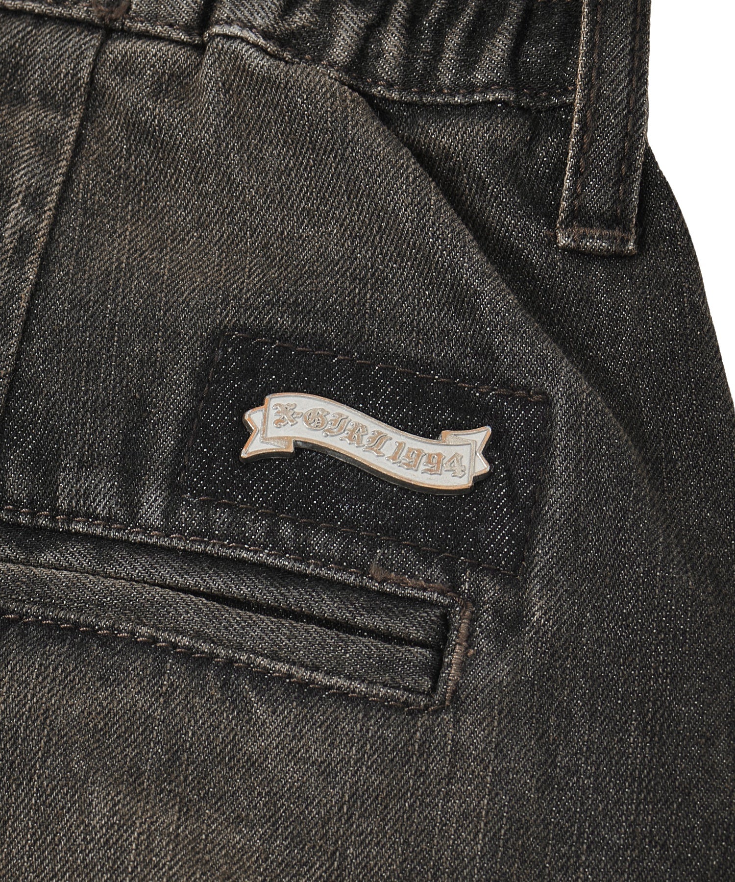 TUCK WIDE LEG DENIM PANTS
