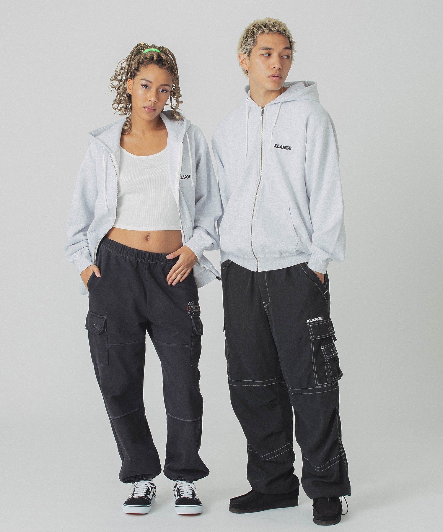 STANDARD LOGO ZIP HOODED SWEATSHIRT