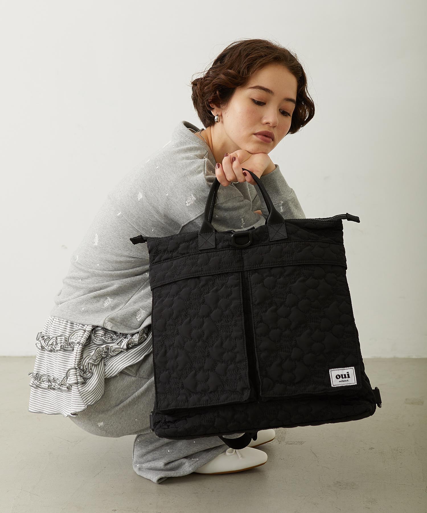 CHERRY QUILTED HELMET BAG
