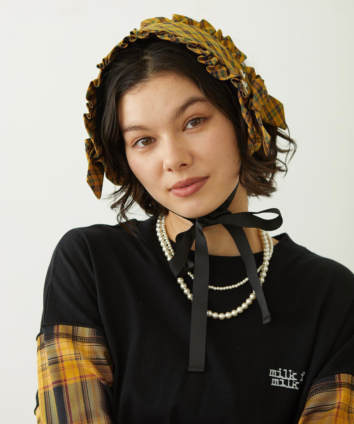 FRILLED TARTAN EARMUFFS