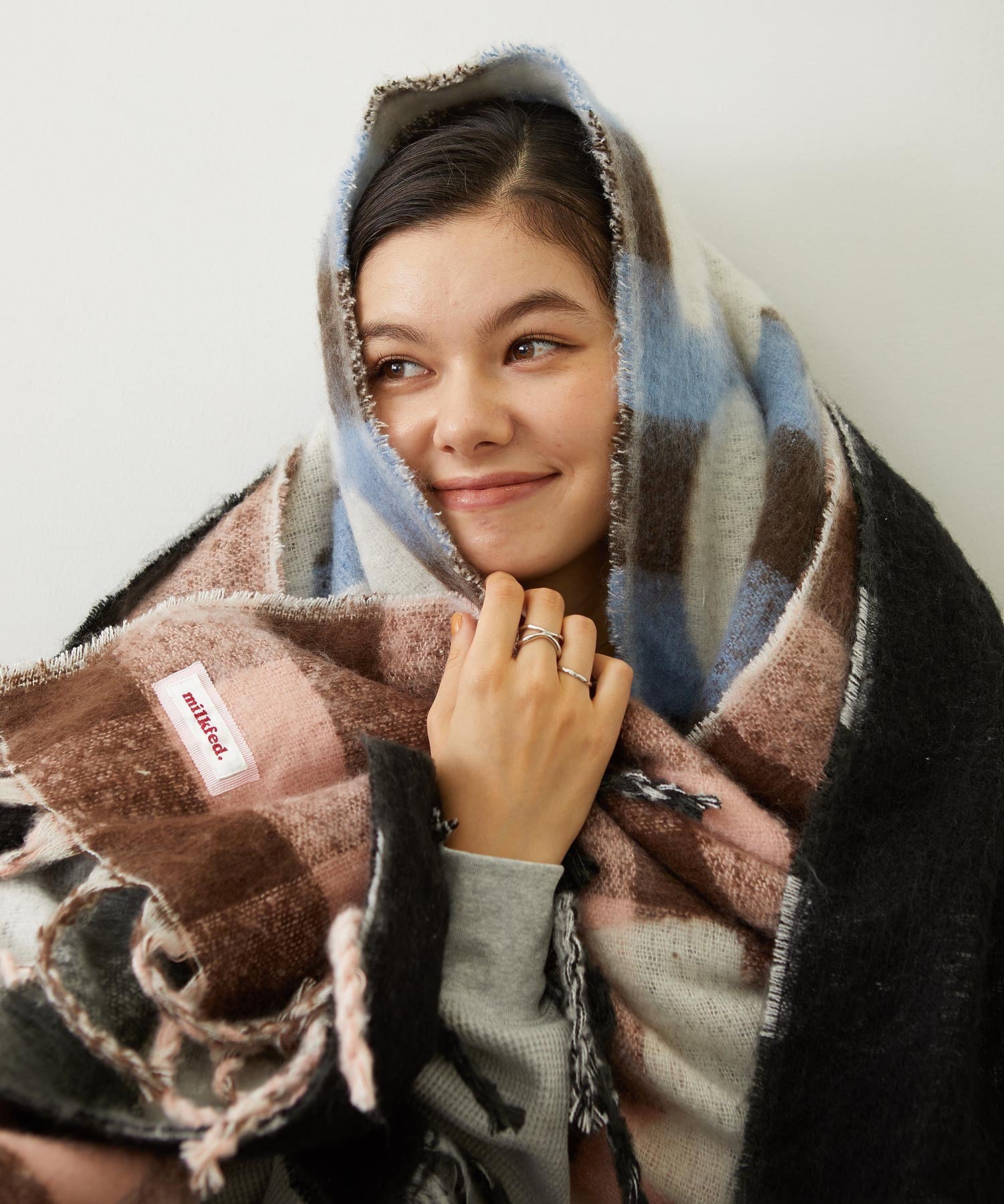 GINGHAM CHECK LOGO STOLE