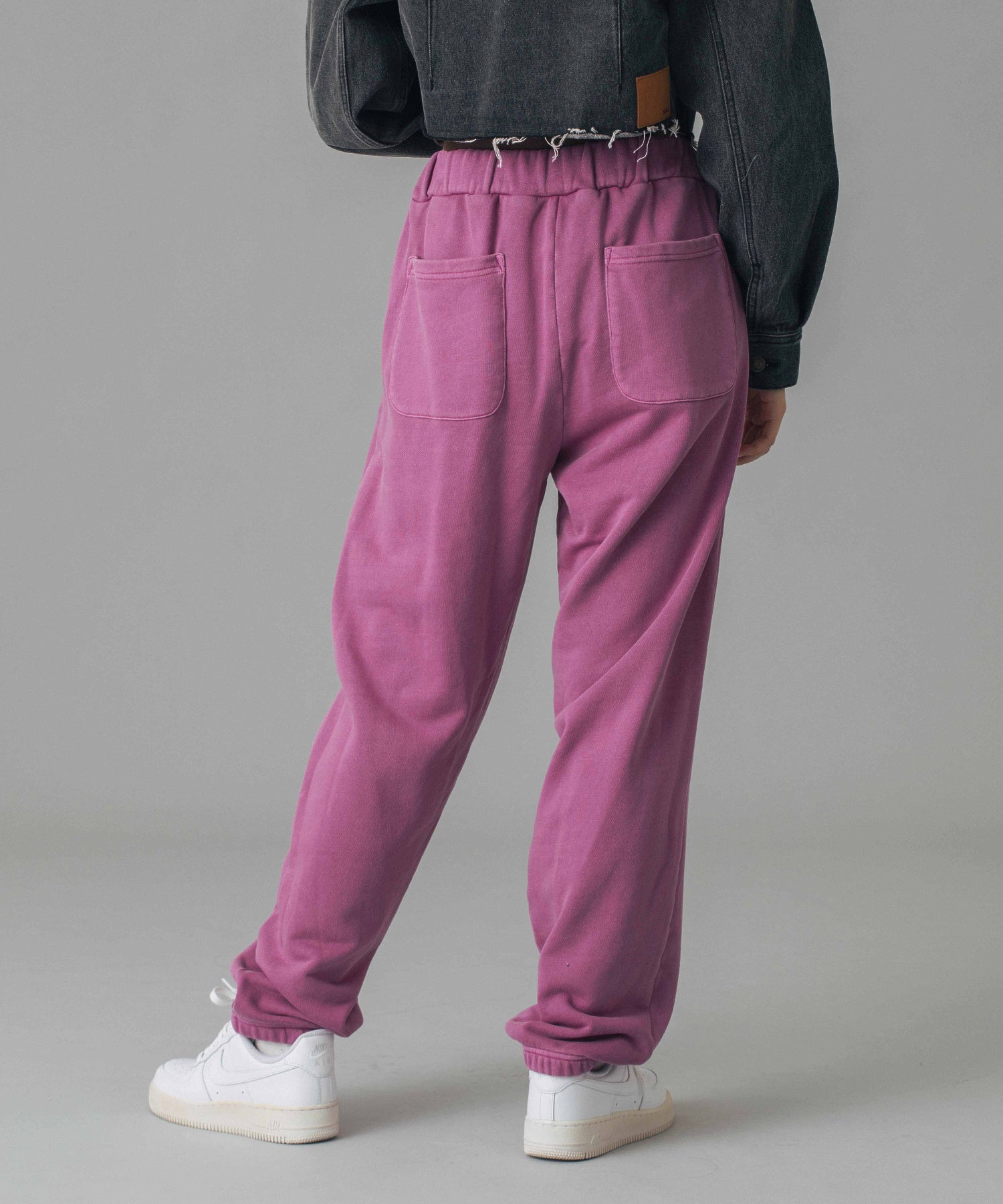 MESSAGE AND FACE PATCH FADED SWEAT PANTS