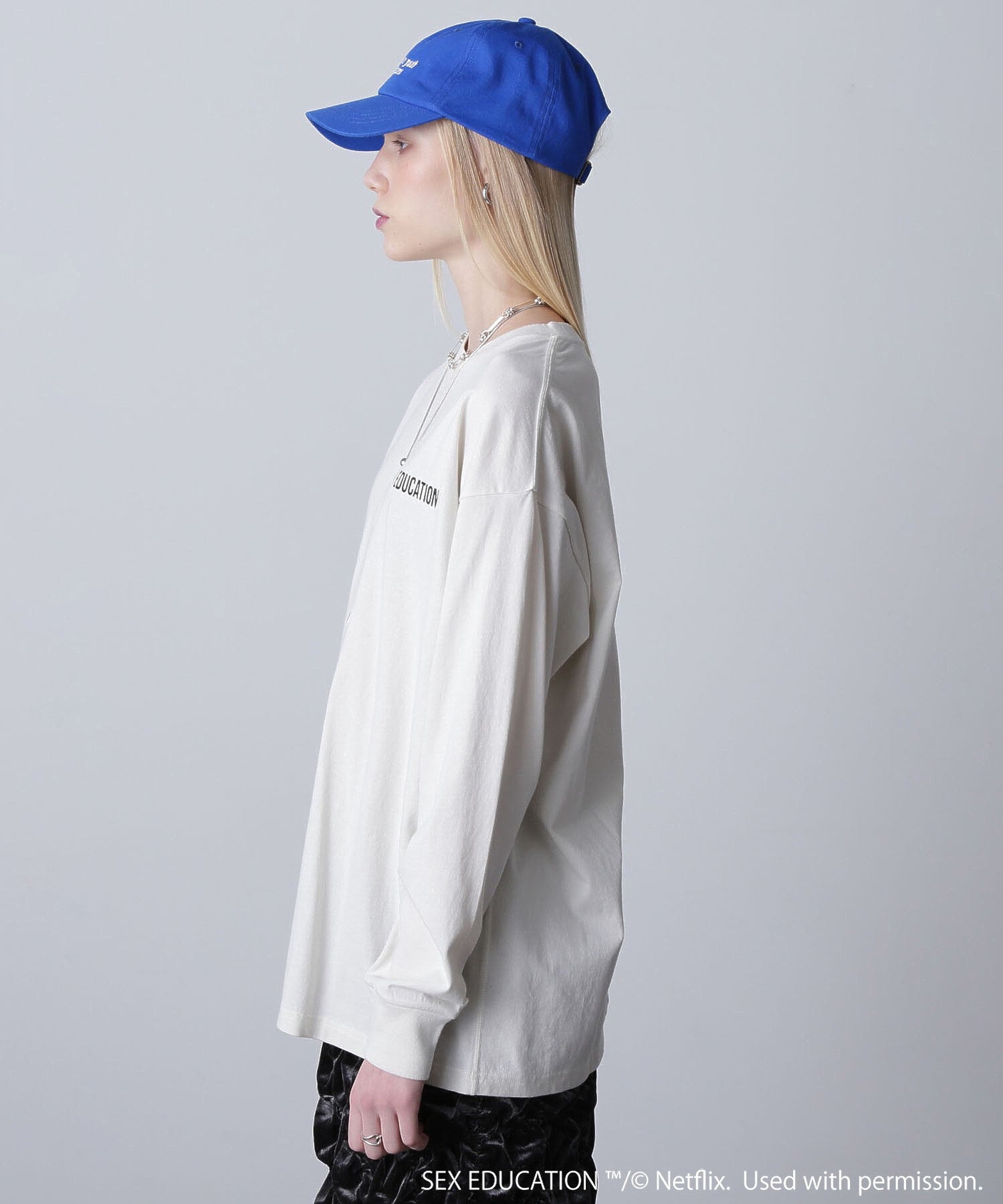 Netflix Series ‘SEX EDUCATION’ × ROSE BUD/PHOTO BACK PRINT TEE