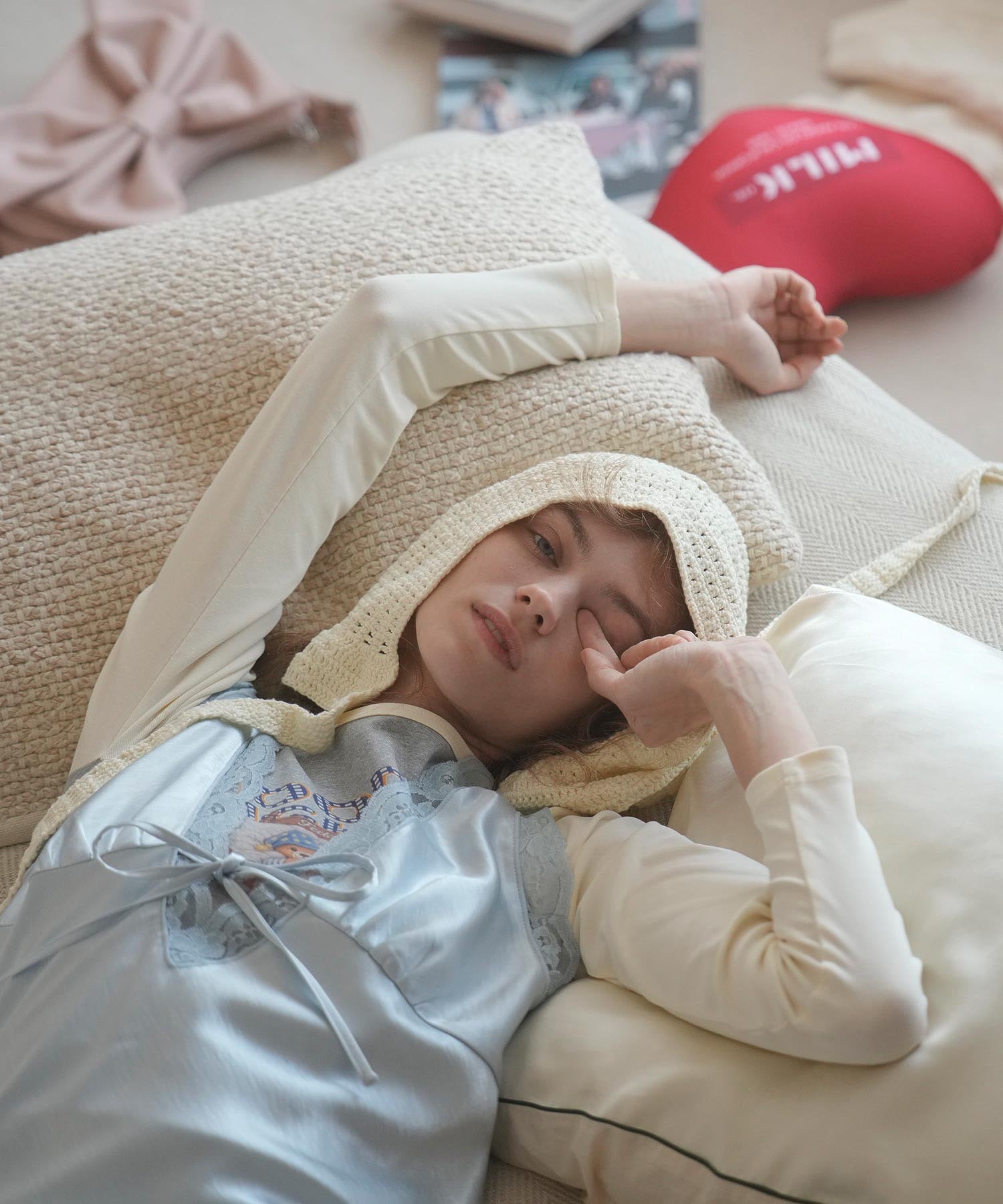SLEEPING M.FEDDY COMPACT B/B TEE