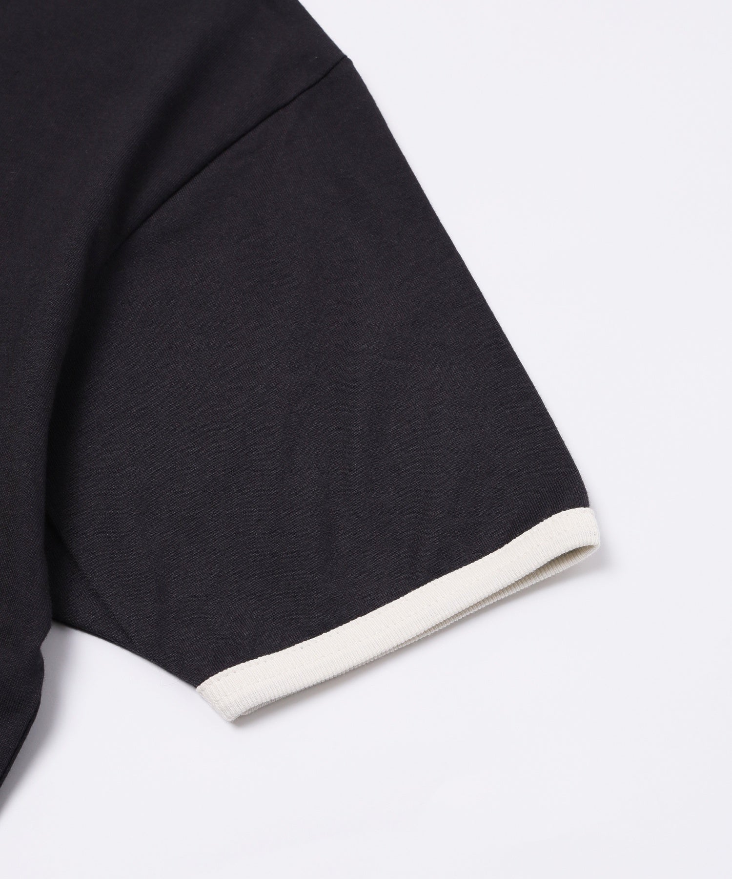 HEART LOGO FLOCK PRINT RINGER TEE