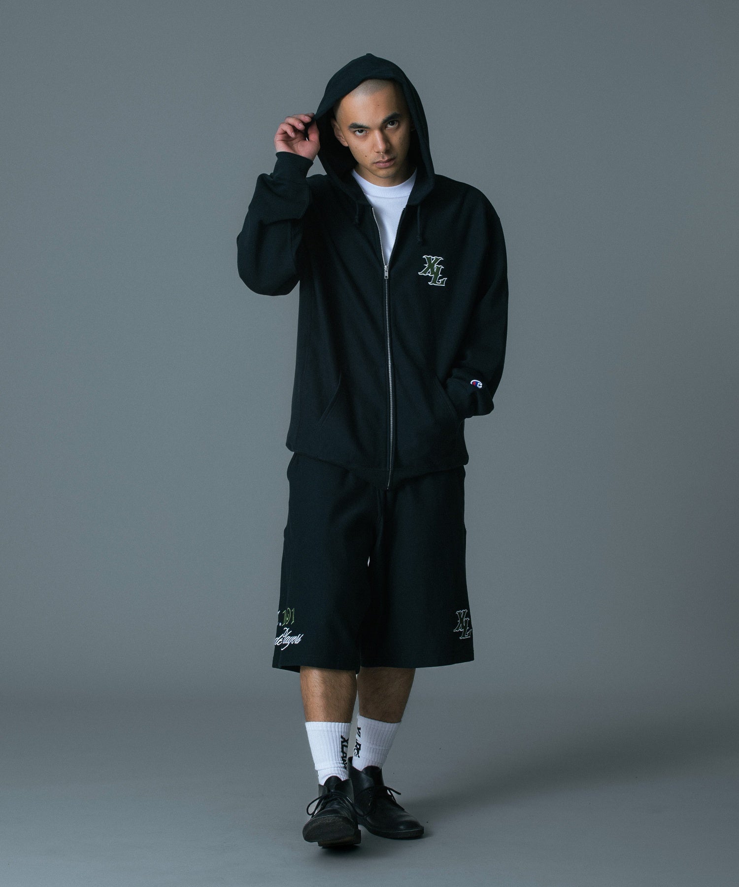 XLARGE×Champion SWEAT SHORTS