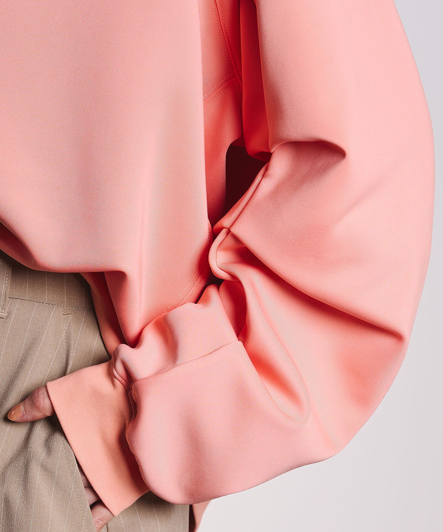 CREOLME/VOLUME SLEEVE PULLOVER