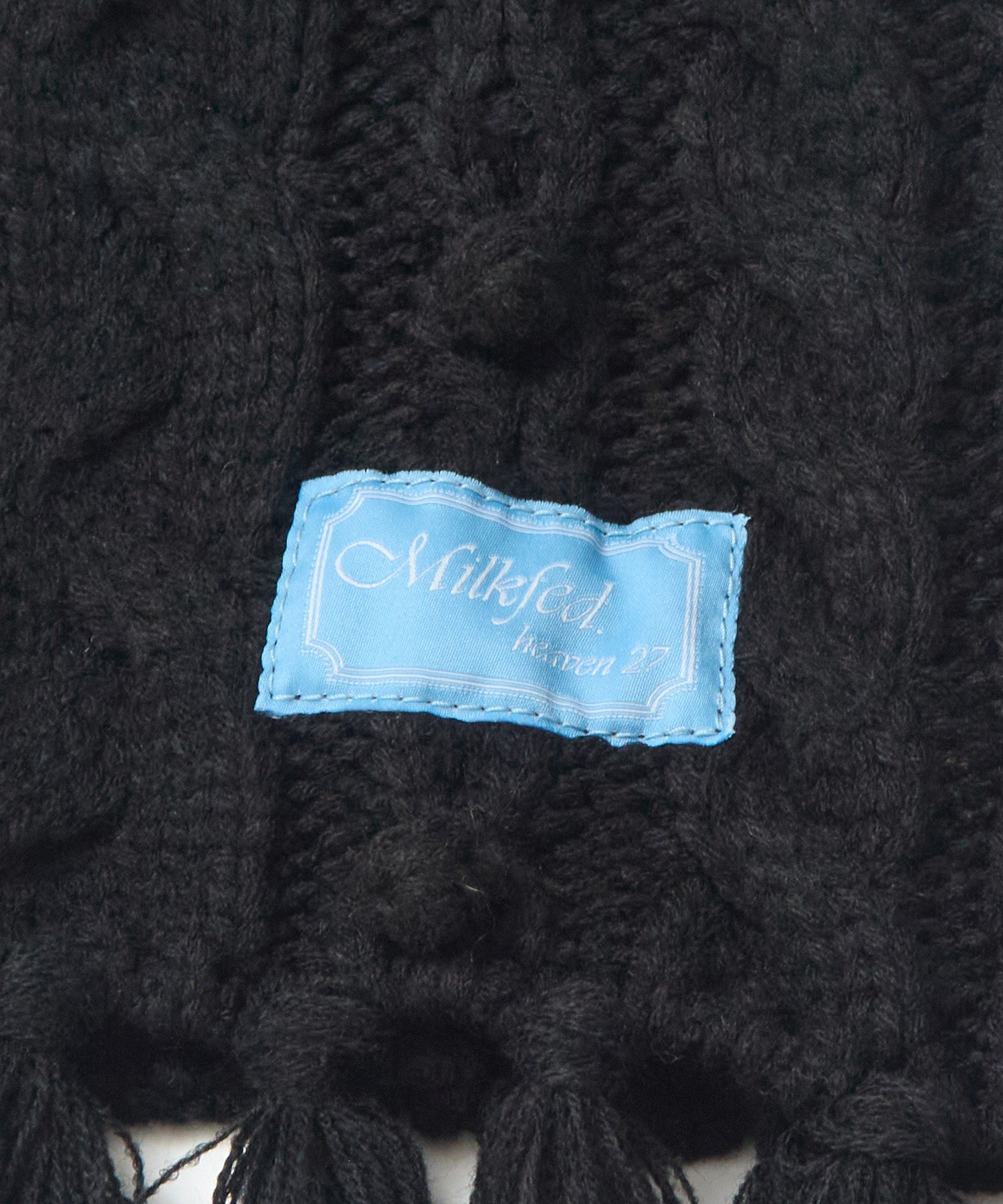 CABLE KNIT STOLE