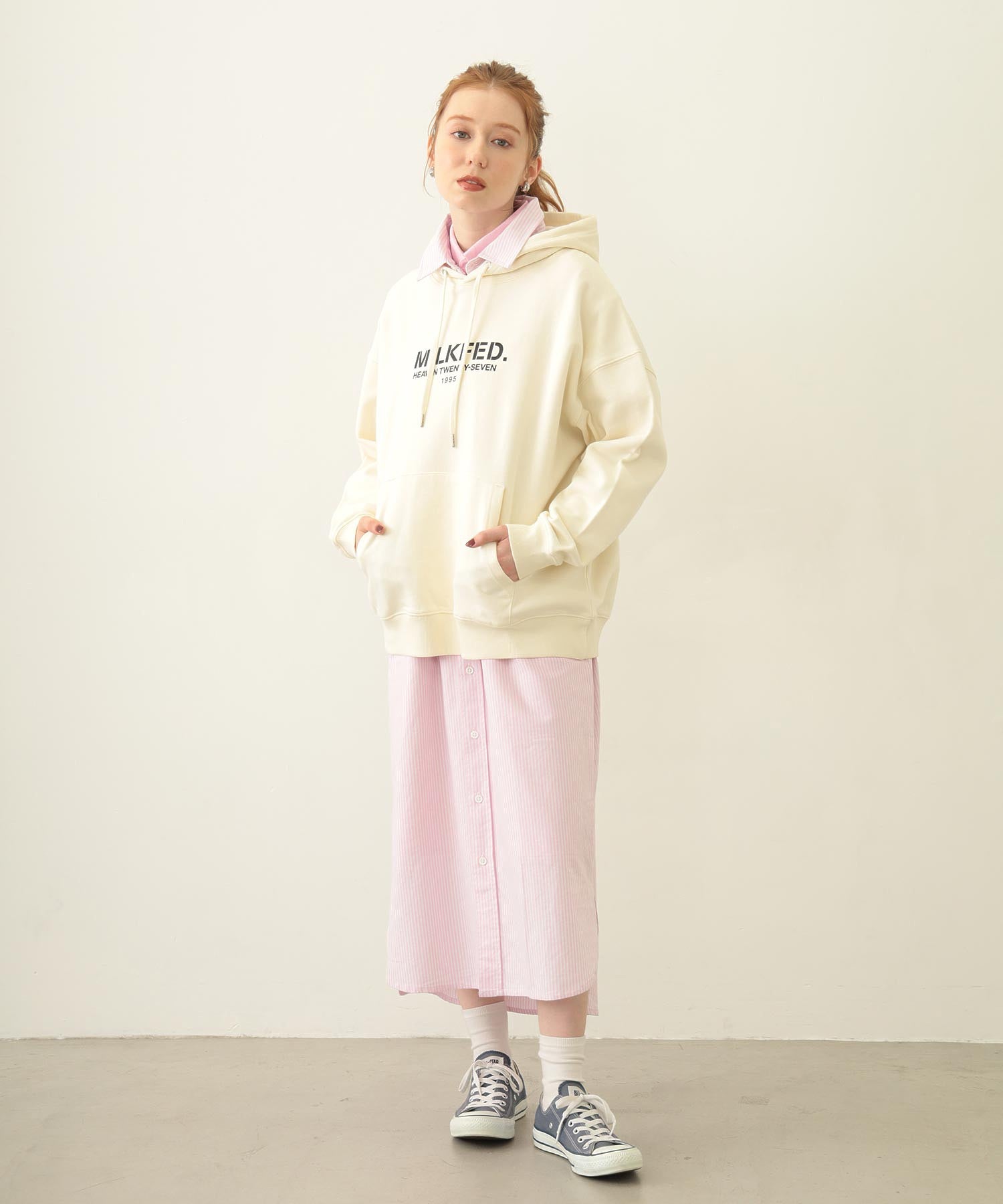 STENCIL LOGO WIDE SWEAT HOODIE